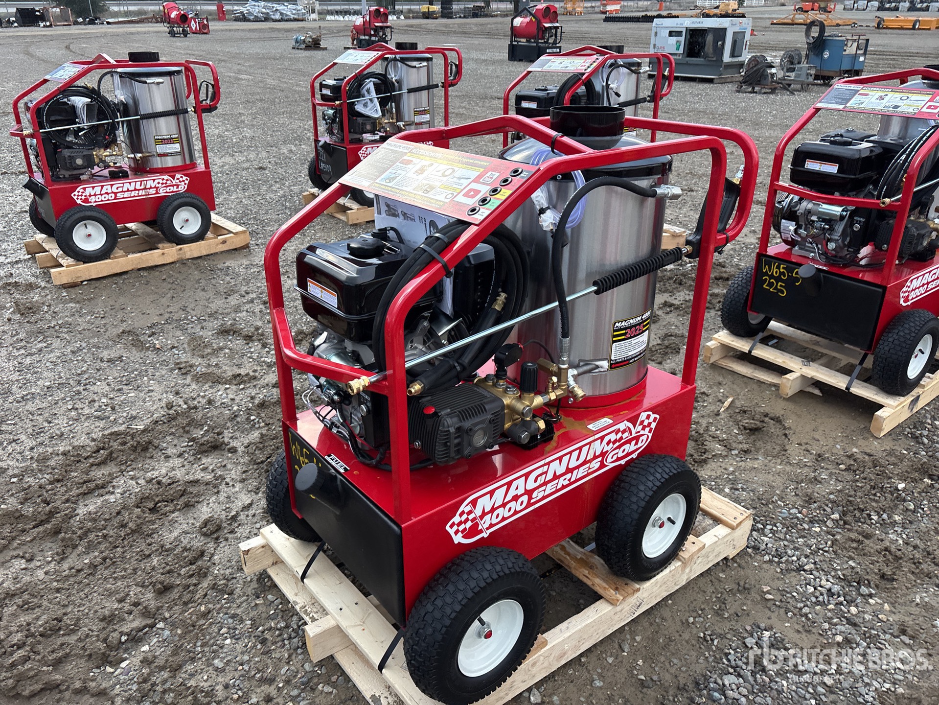 General Appearance with Featured Photo