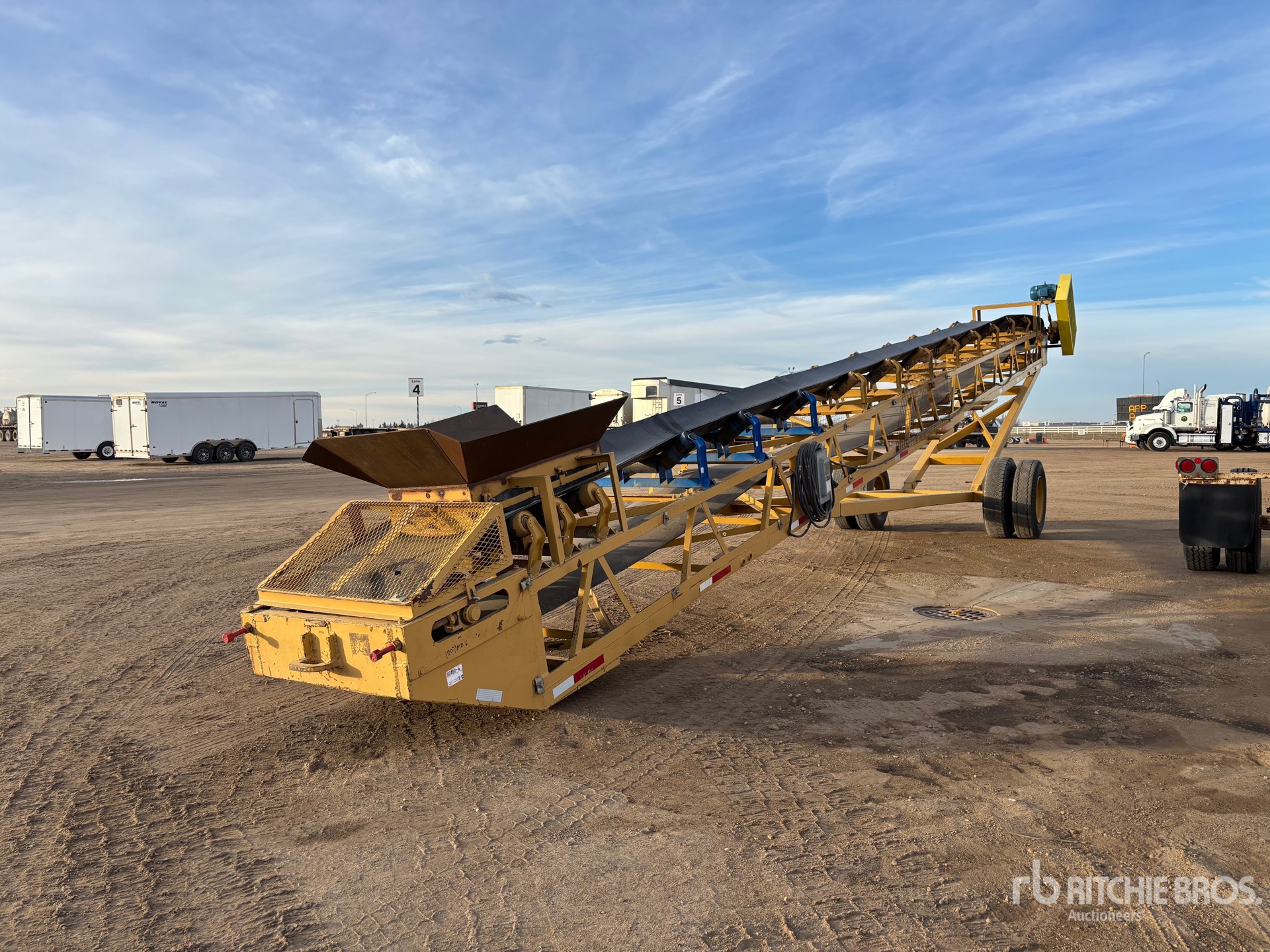 General Appearance with Image, coin avant gauche