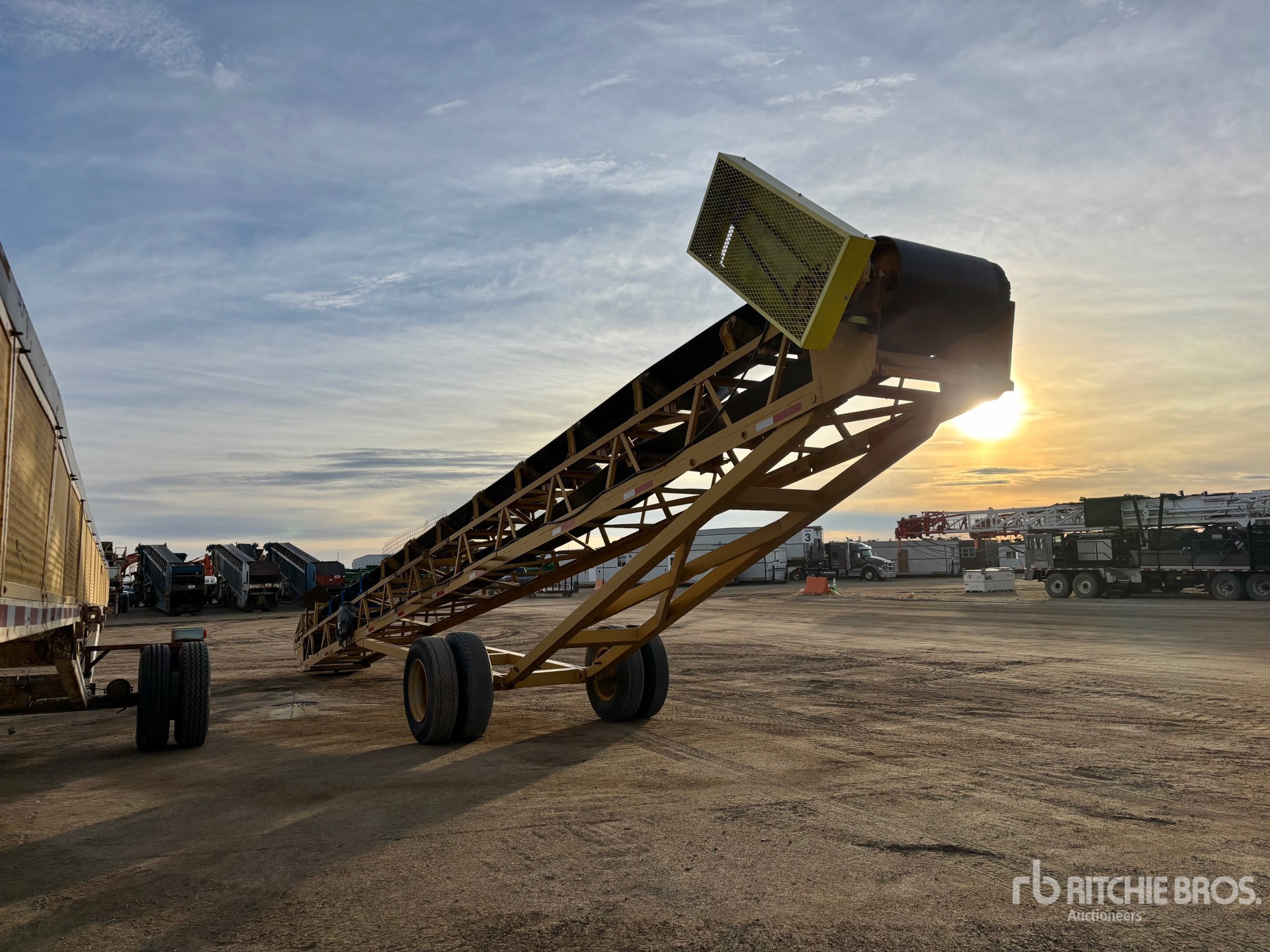 General Appearance with Image, coin arrière gauche