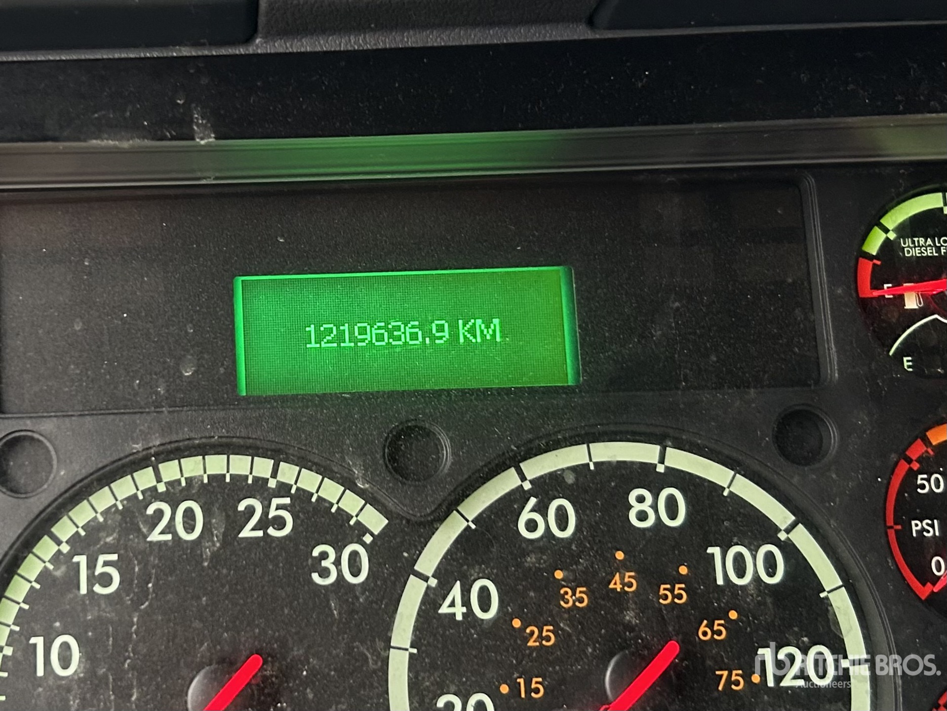 General Appearance with Hour Meter / Odometer