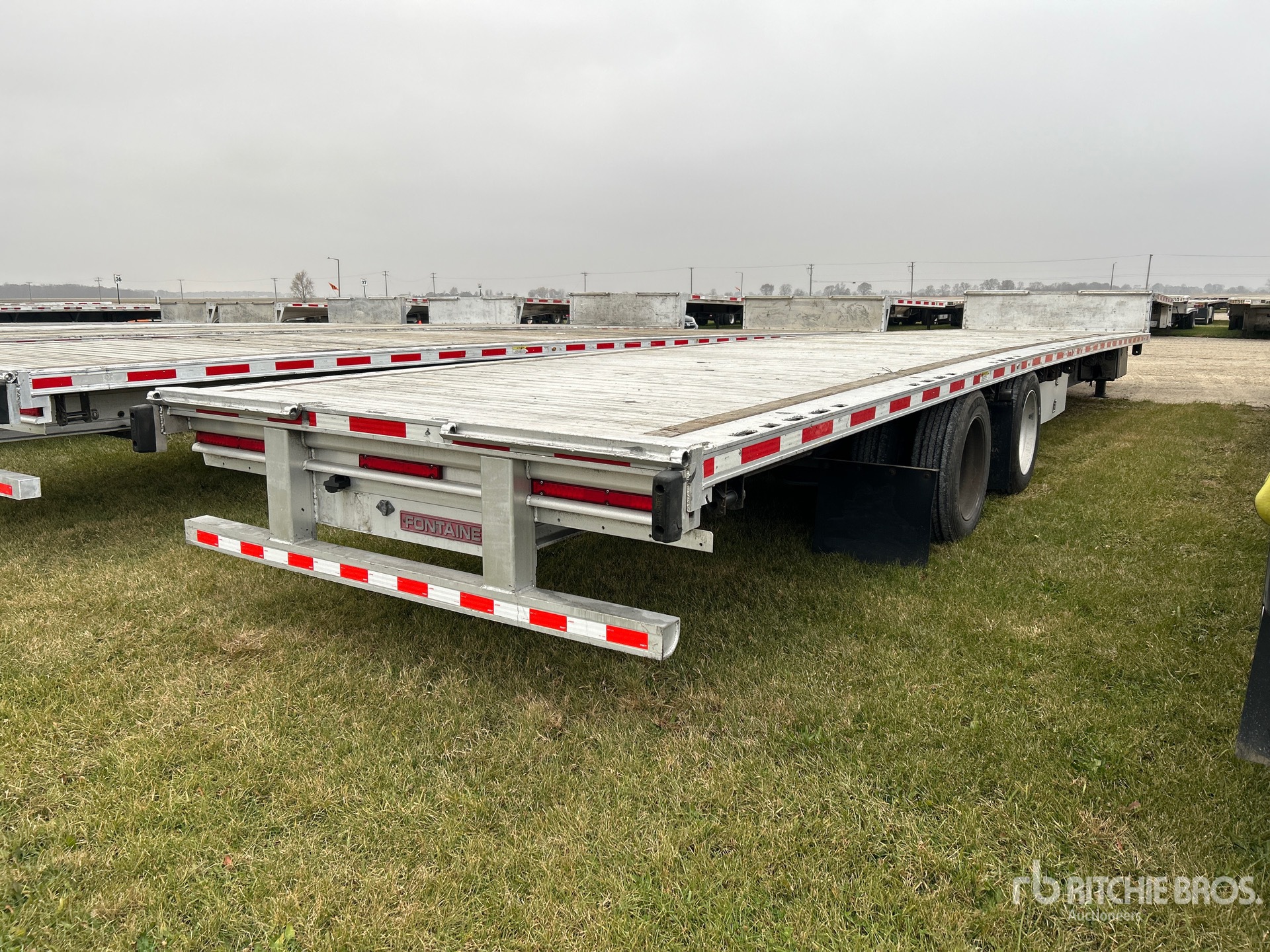 General Appearance with Imagen: esquina trasera derecha