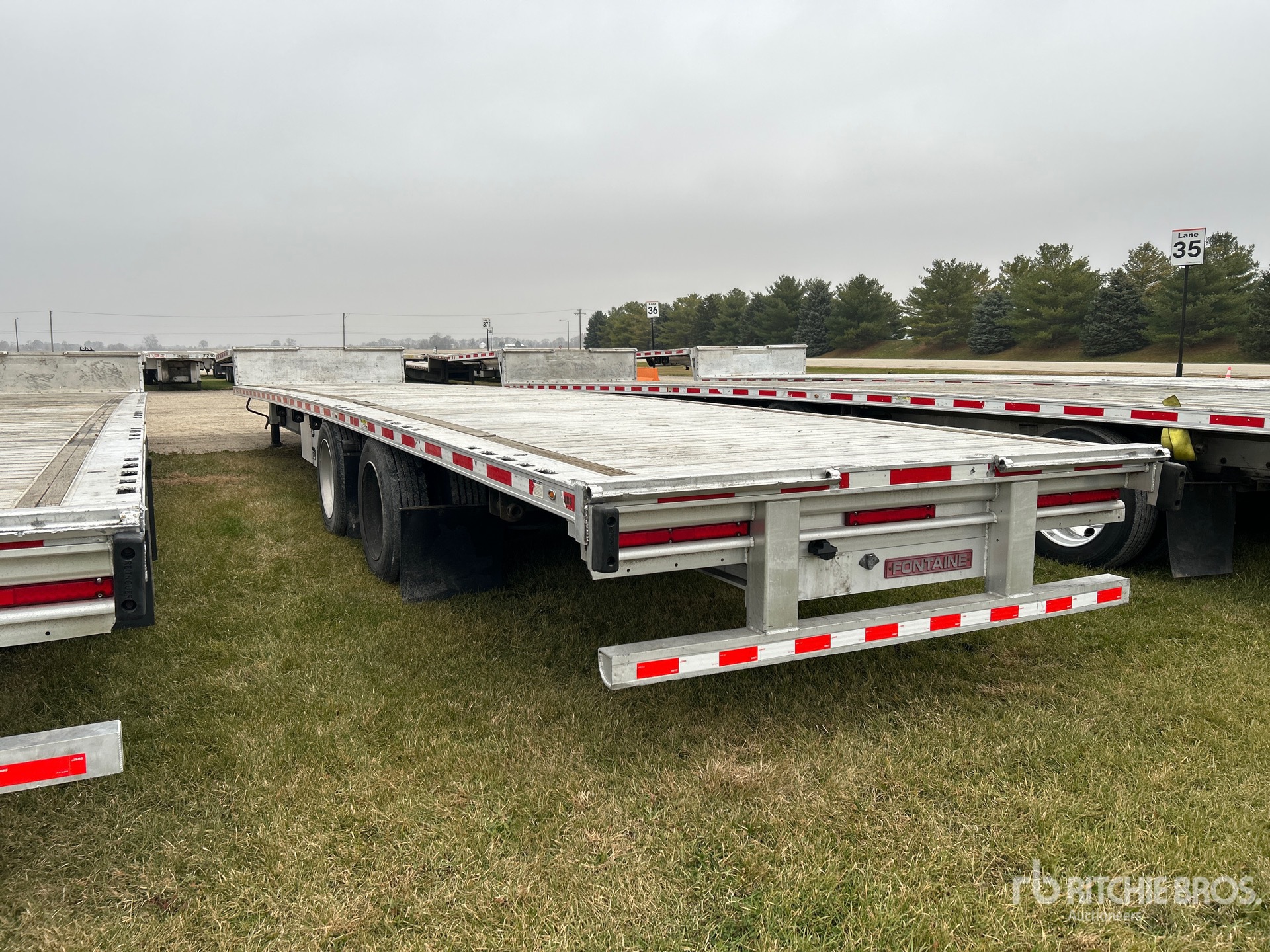 General Appearance with Imagen: esquina trasera izquierda