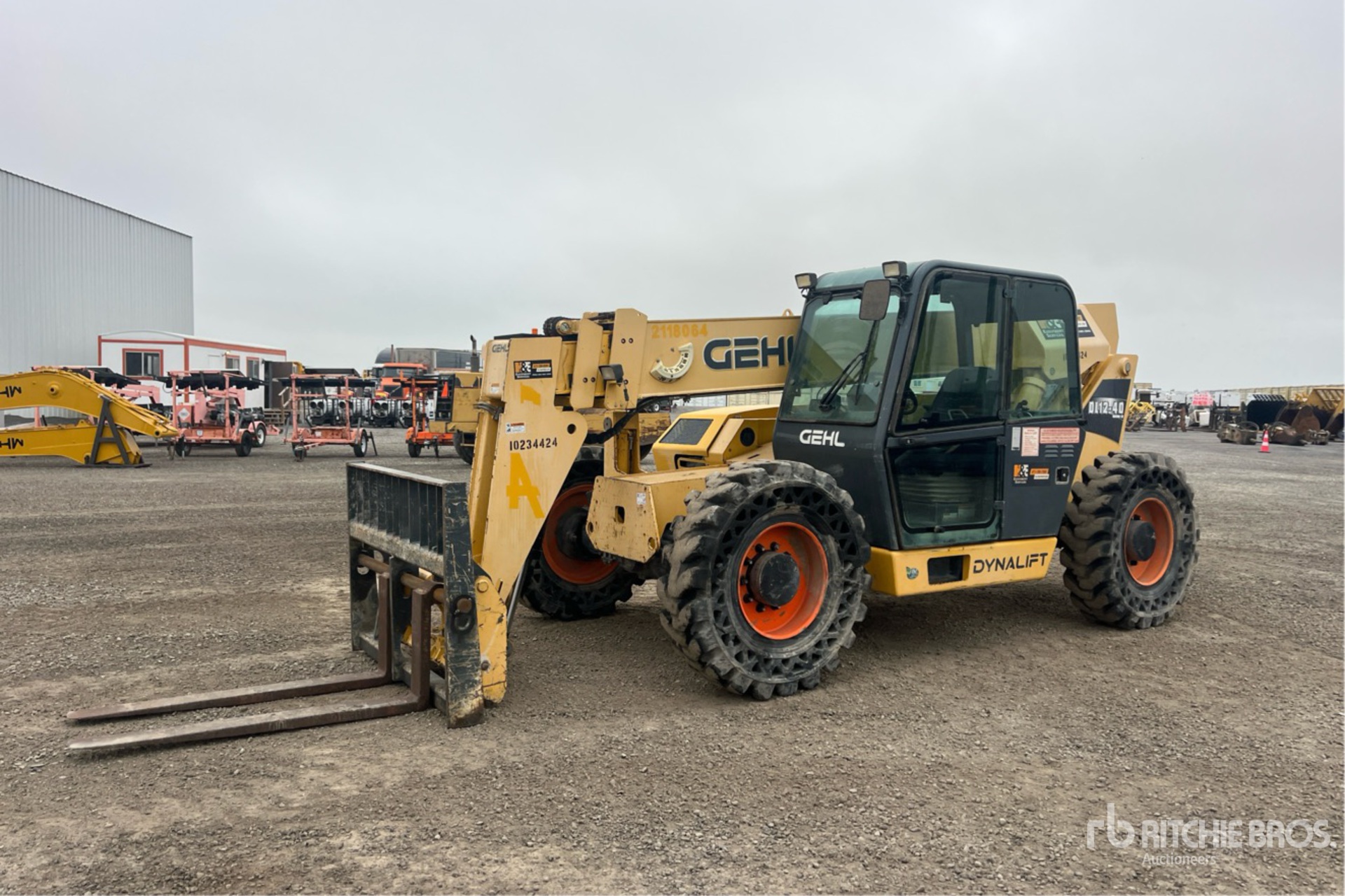 General Appearance with Picture, Left Front Corner