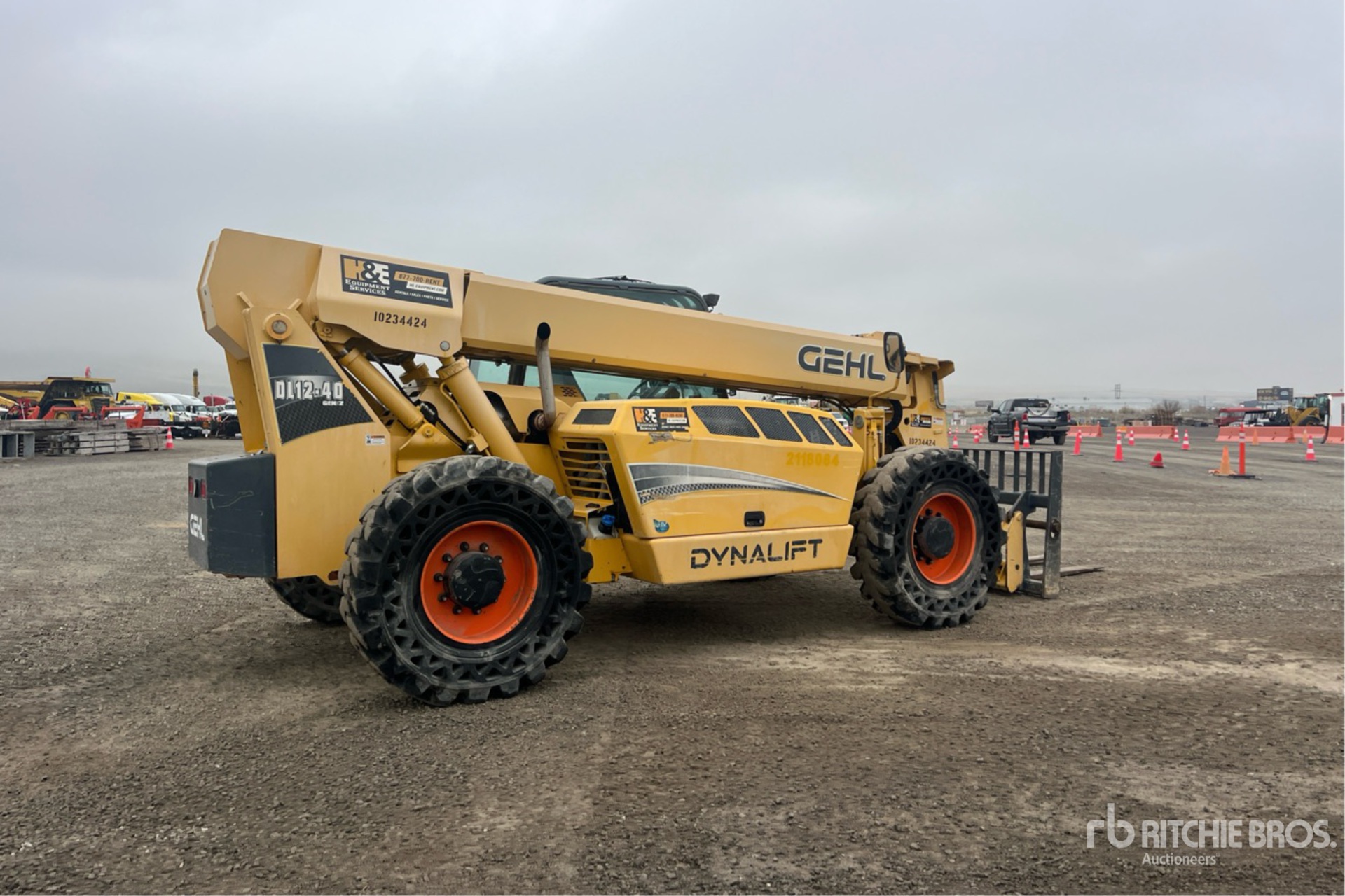 General Appearance with Picture, Right Rear Corner