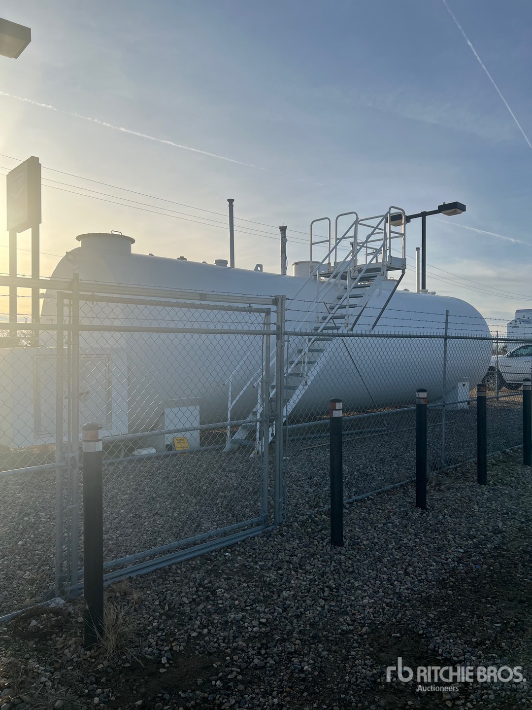 Aspect général with Image, coin arrière gauche