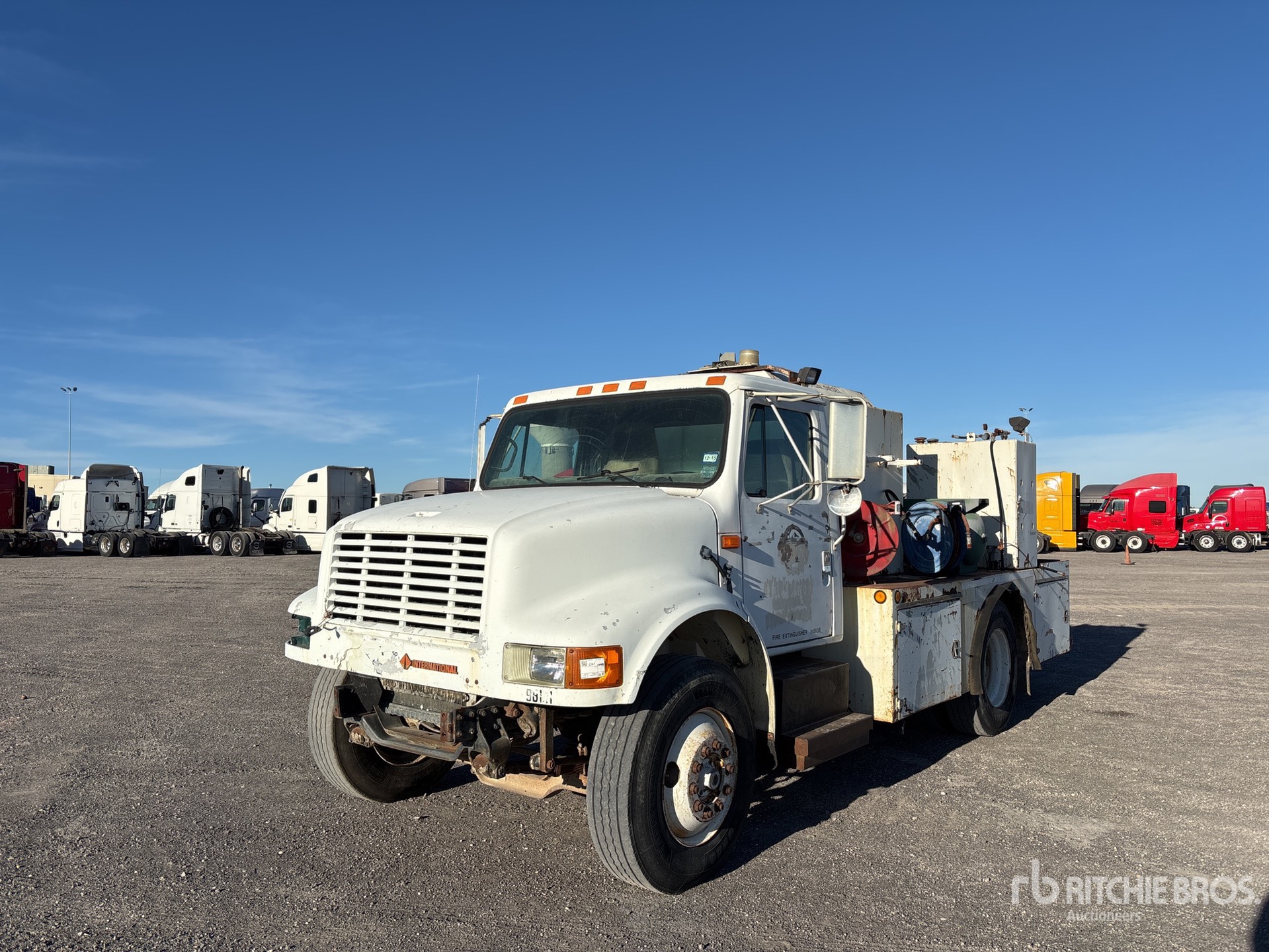 General Appearance with Featured Photo