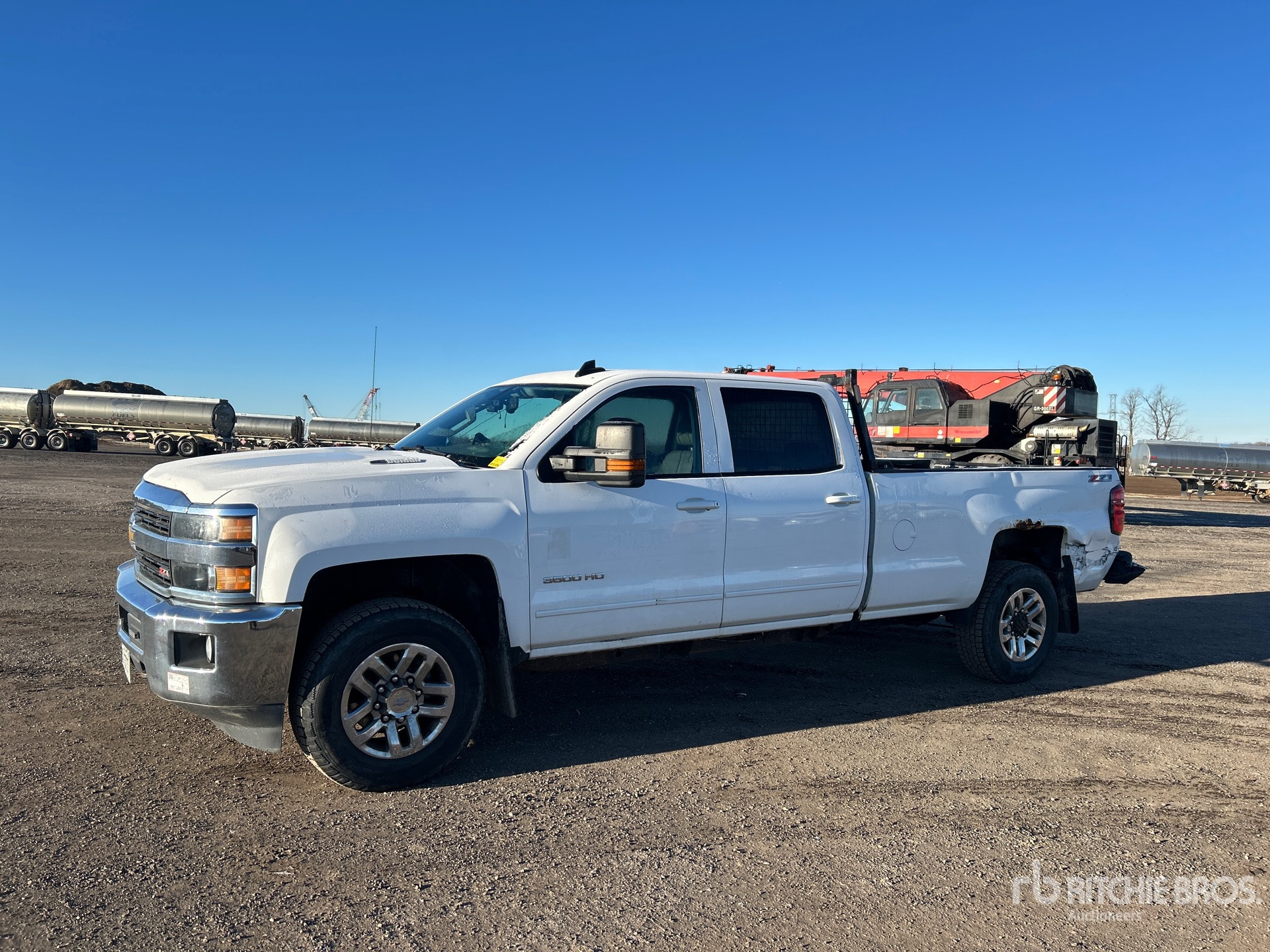 General Appearance with Picture, Left Front Corner