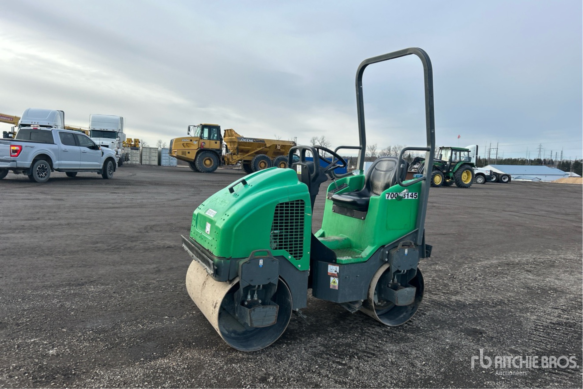 General Appearance with Picture, Left Front Corner