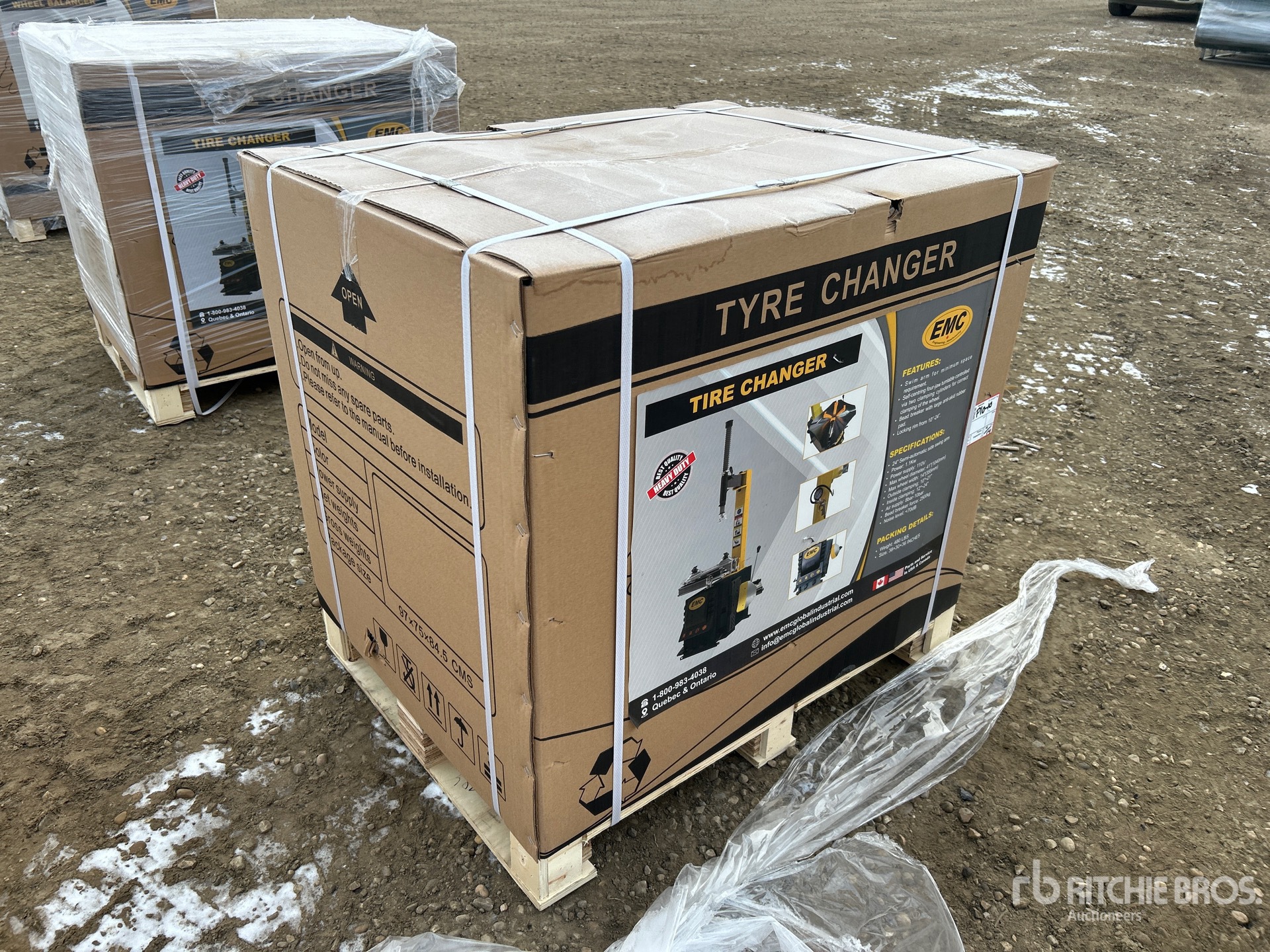 General Appearance with Picture, Right Front Corner