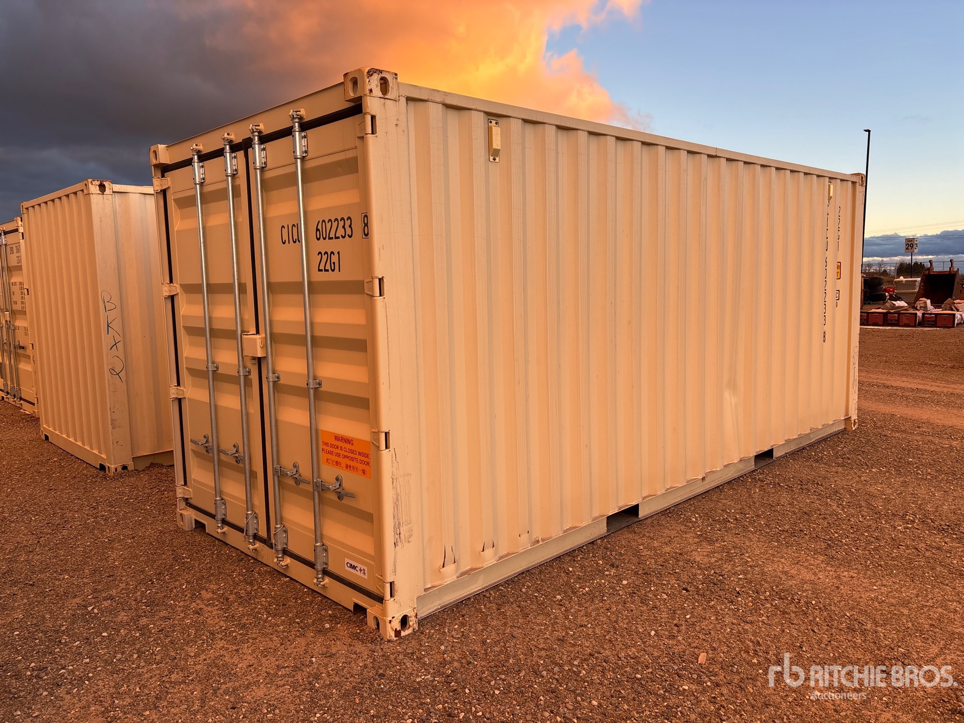 General Appearance with Picture, Left Front Corner