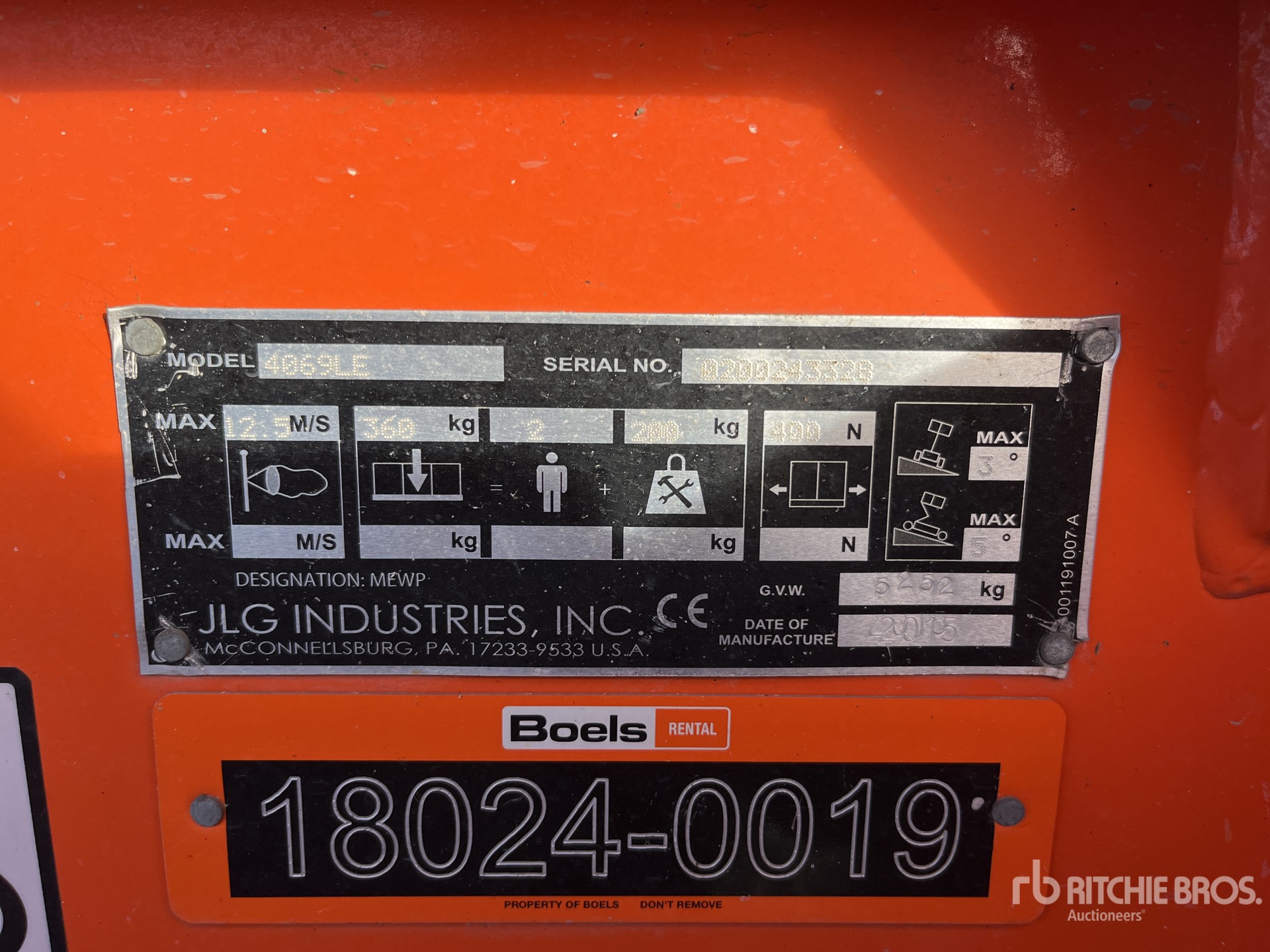 General Appearance with Numéro de série/Numéro d'identification du véhicule automobile