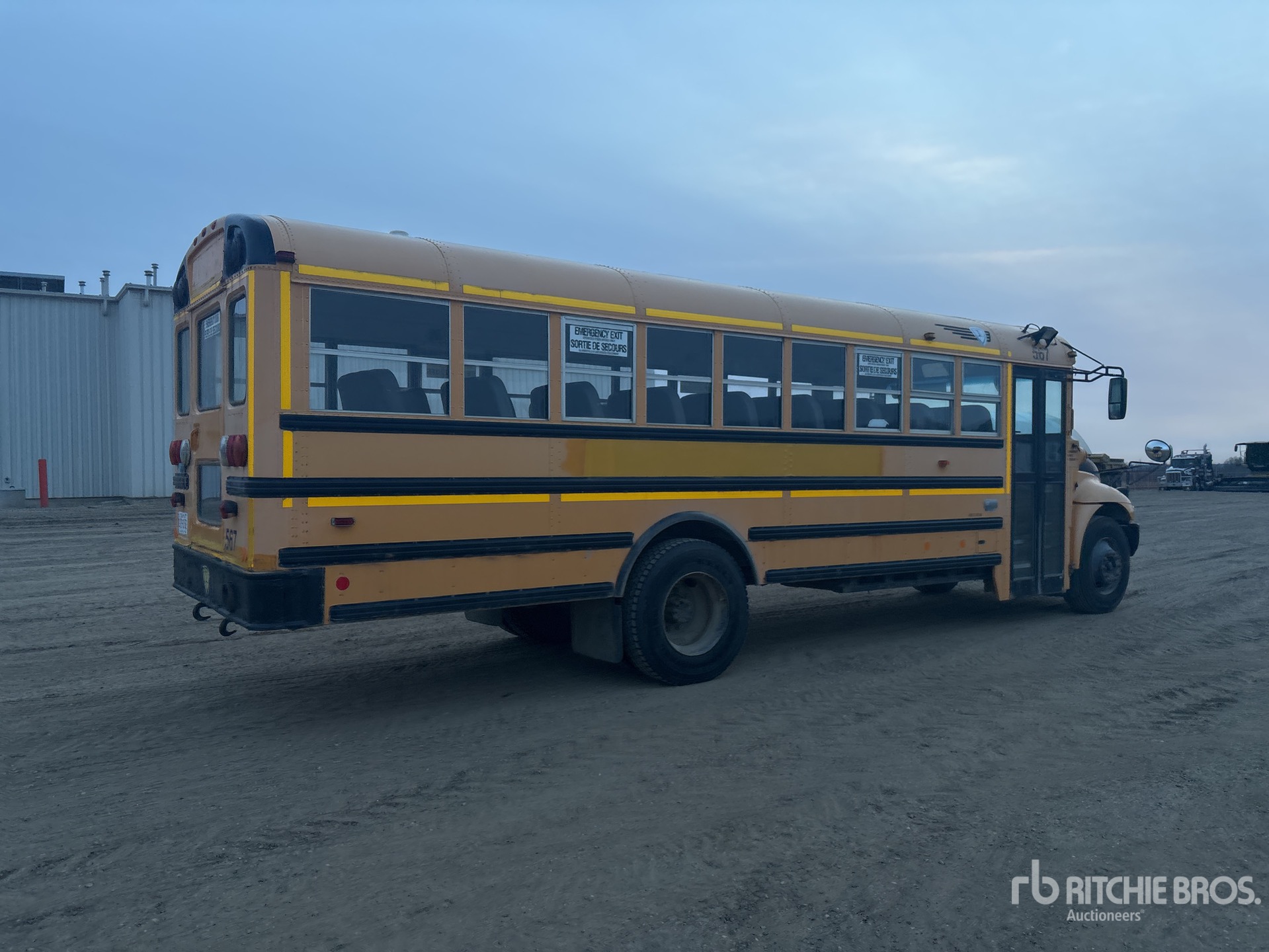 General Appearance with Picture, Right Rear Corner