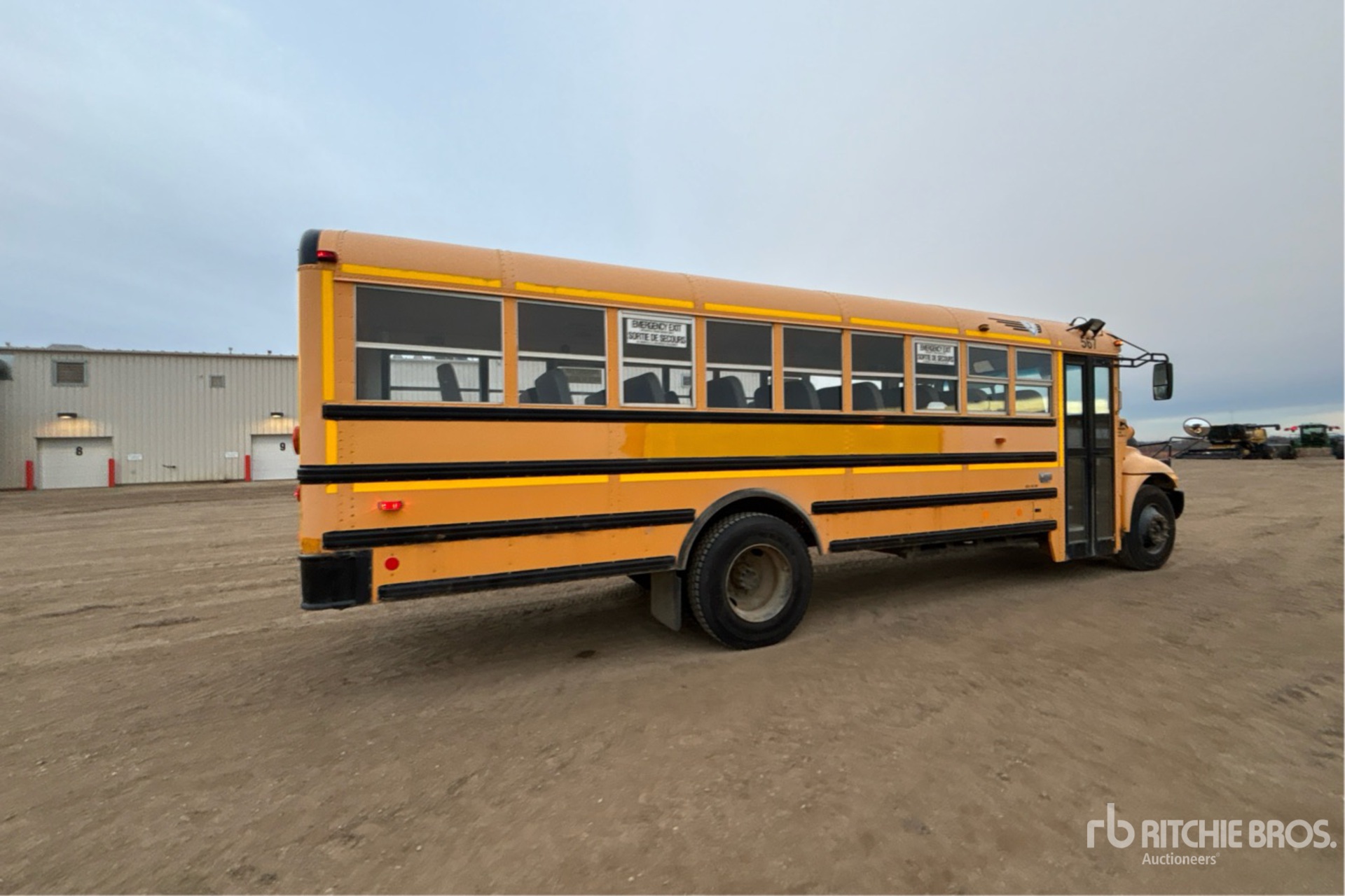 General Appearance with Image, coin arrière droit