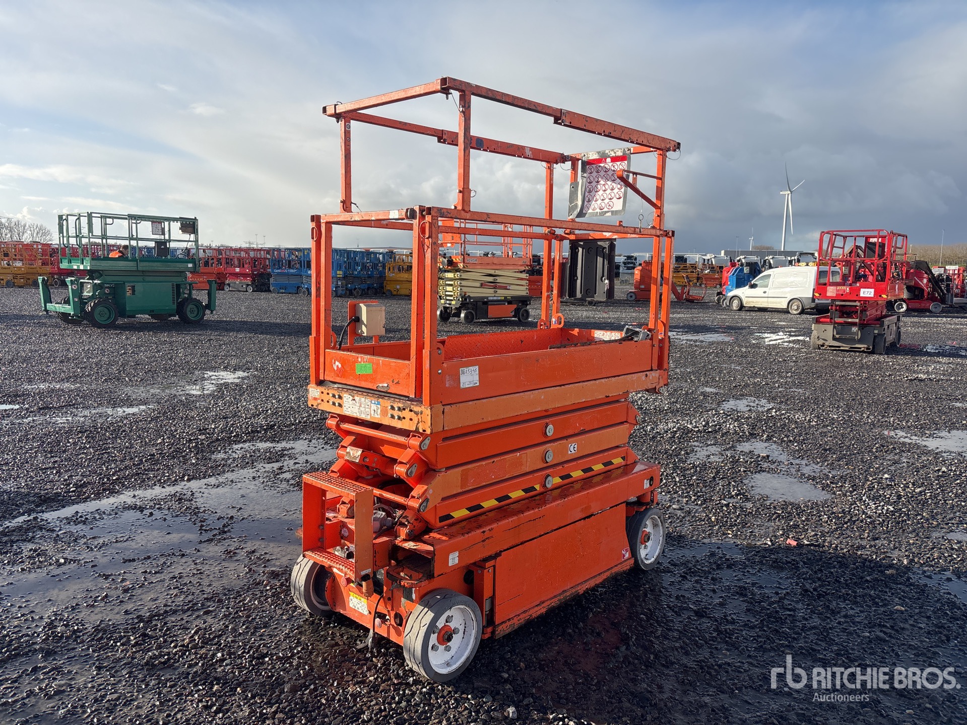 General Appearance with Picture, Left Front Corner