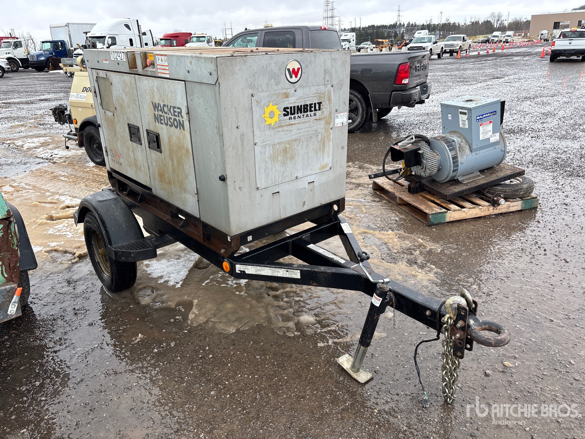 General Appearance with Bild, Ecke vorne rechts