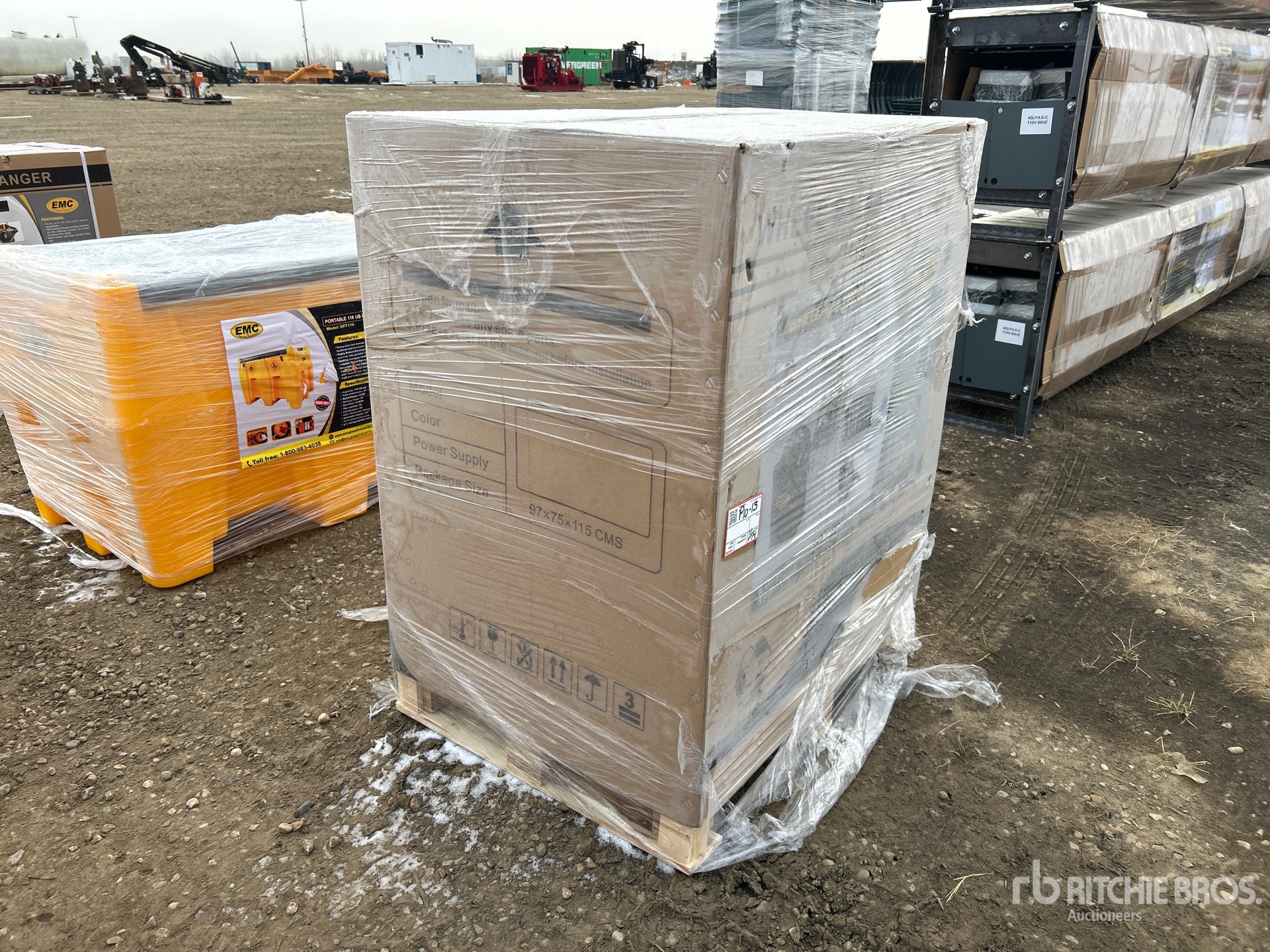 General Appearance with Bild, Ecke vorne rechts