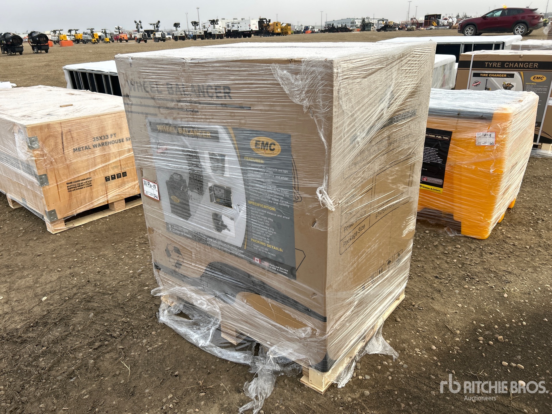 General Appearance with Bild, Ecke vorne links