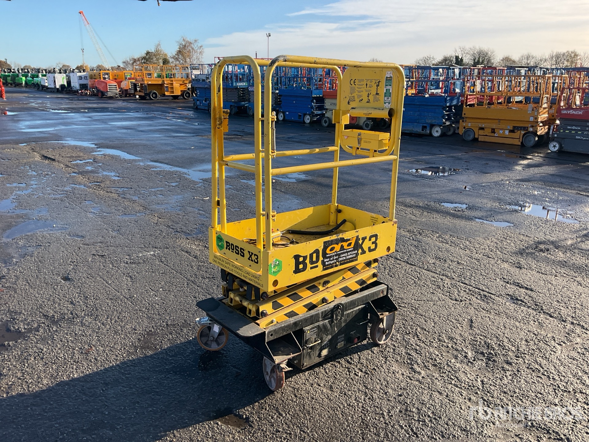 General Appearance with Picture, Right Rear Corner