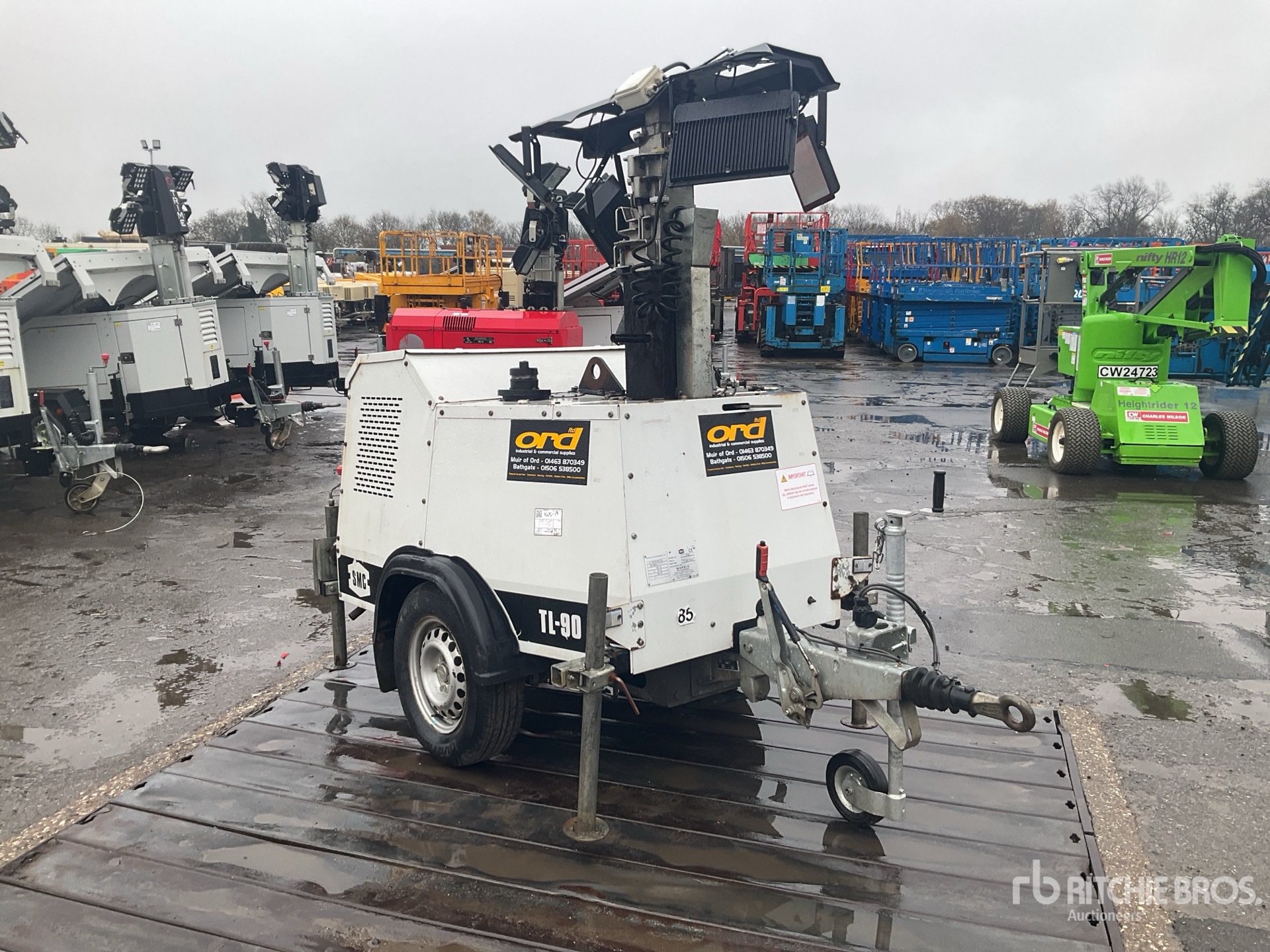 General Appearance with Picture, Right Front Corner