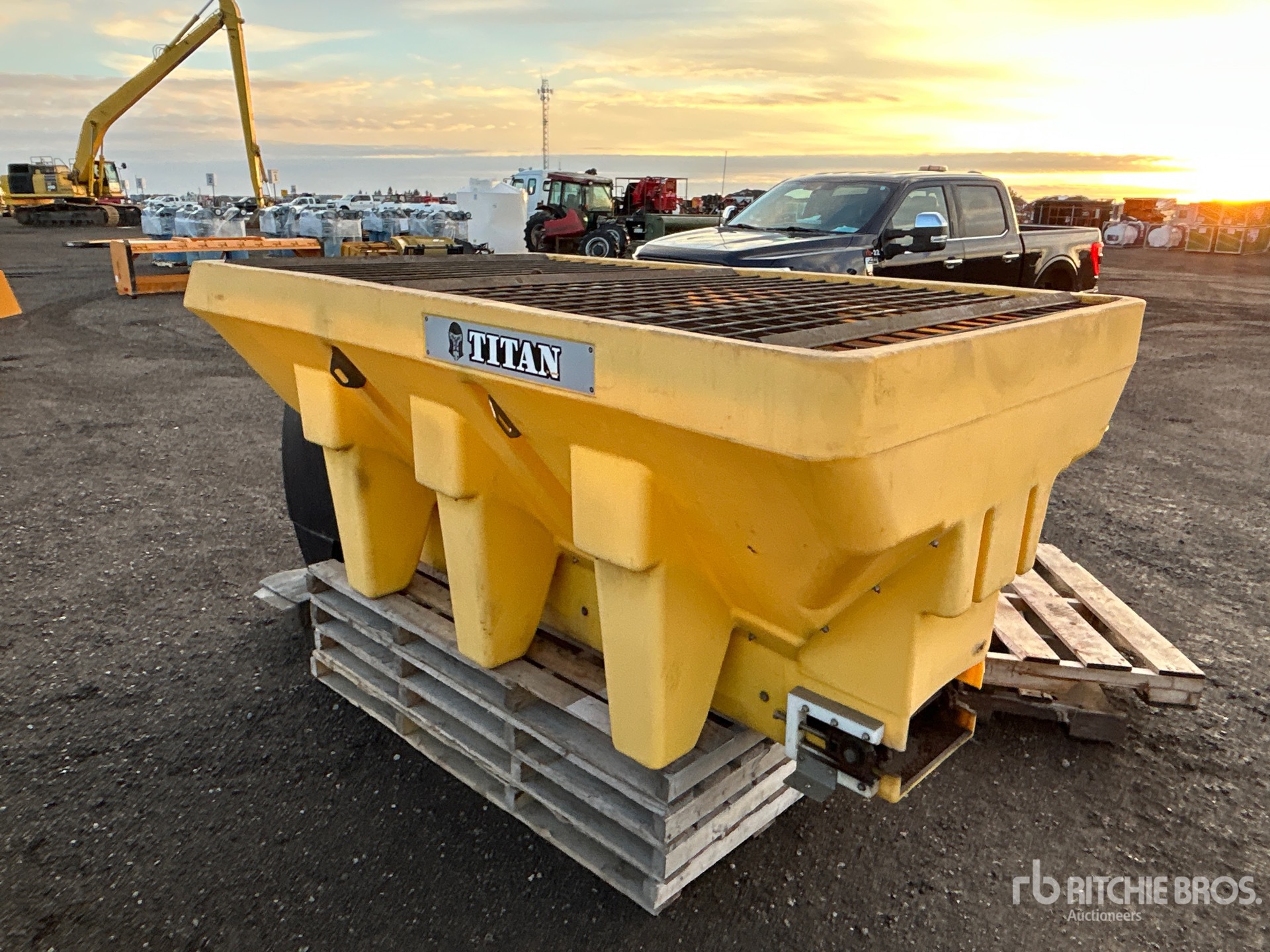 General Appearance with Bild, Ecke hinten rechts