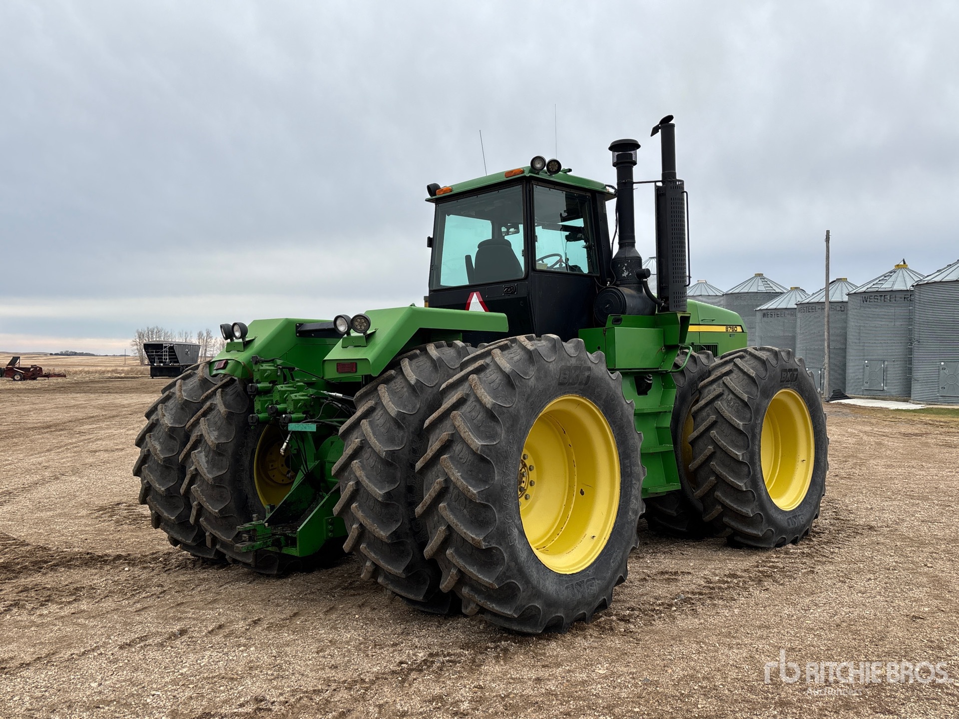 General Appearance with Bild, Ecke hinten rechts