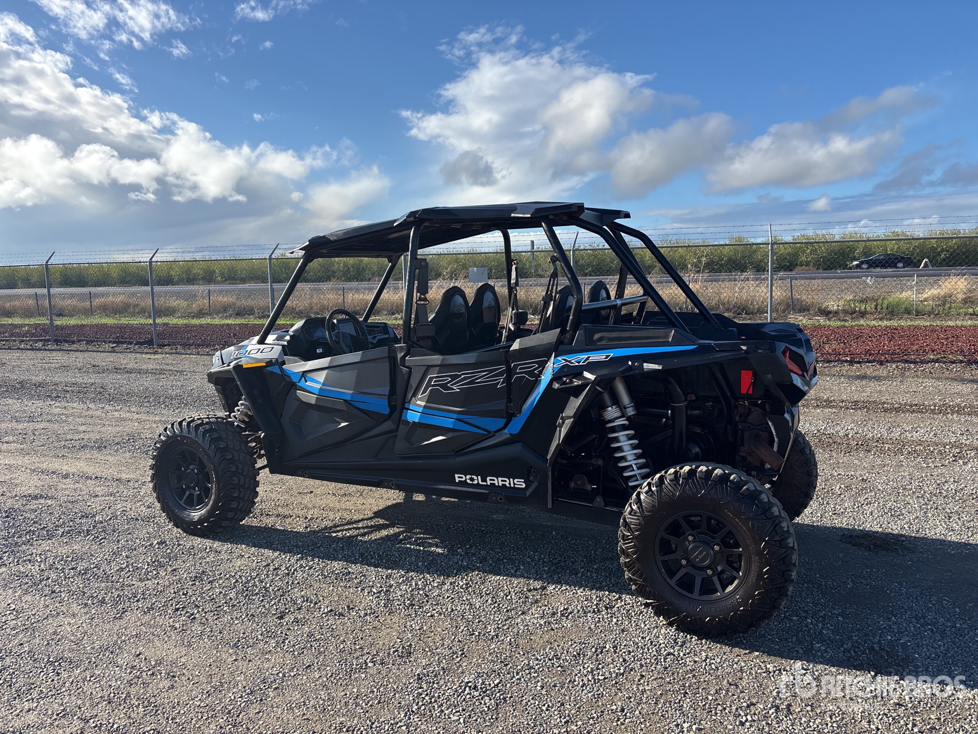 General Appearance with Imagen: esquina trasera izquierda