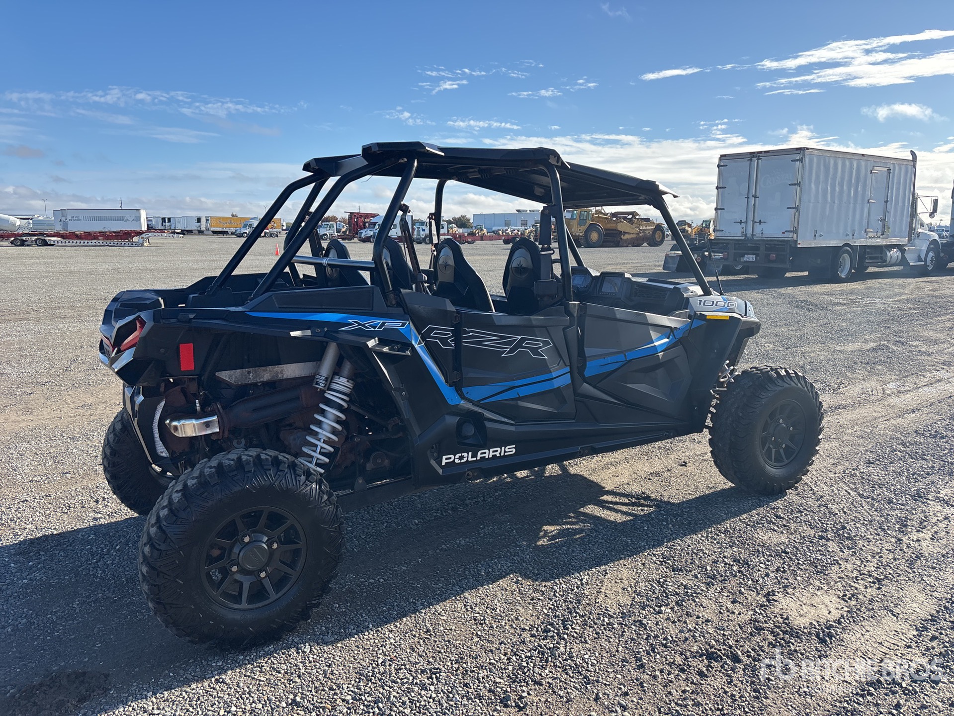 General Appearance with Imagen: esquina trasera derecha