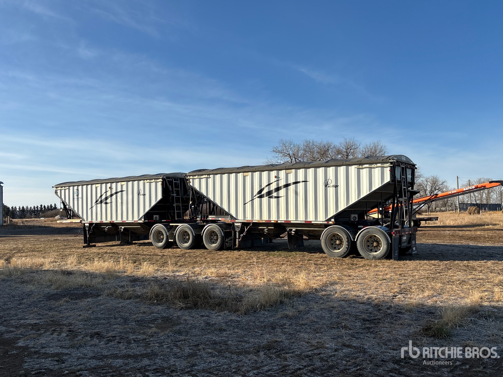 General Appearance with Imagen: esquina trasera izquierda