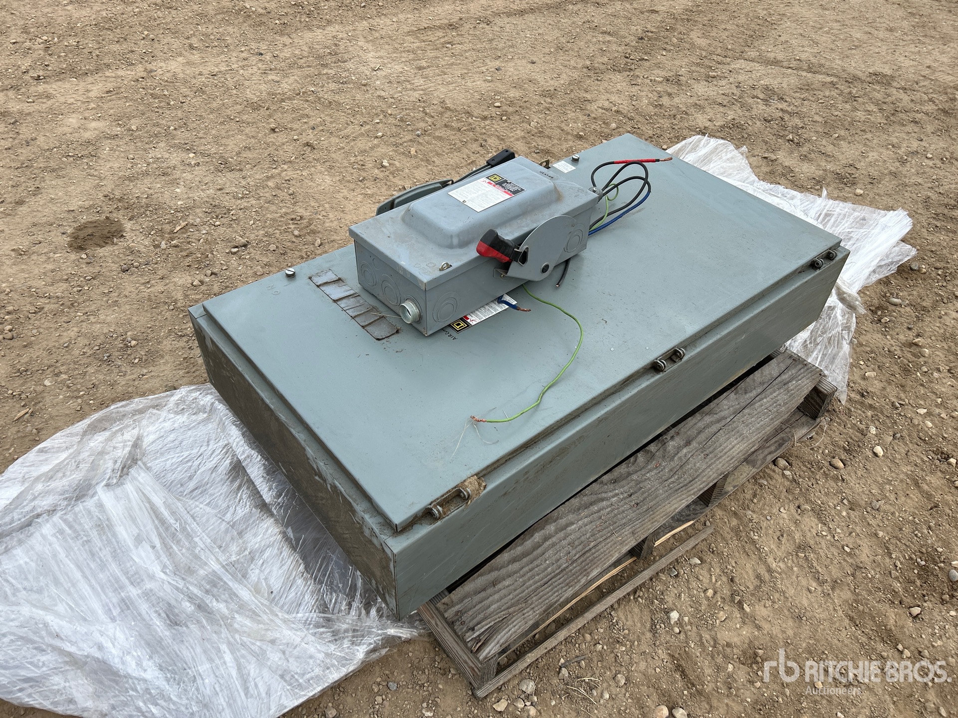 General Appearance with Bild, Ecke hinten links