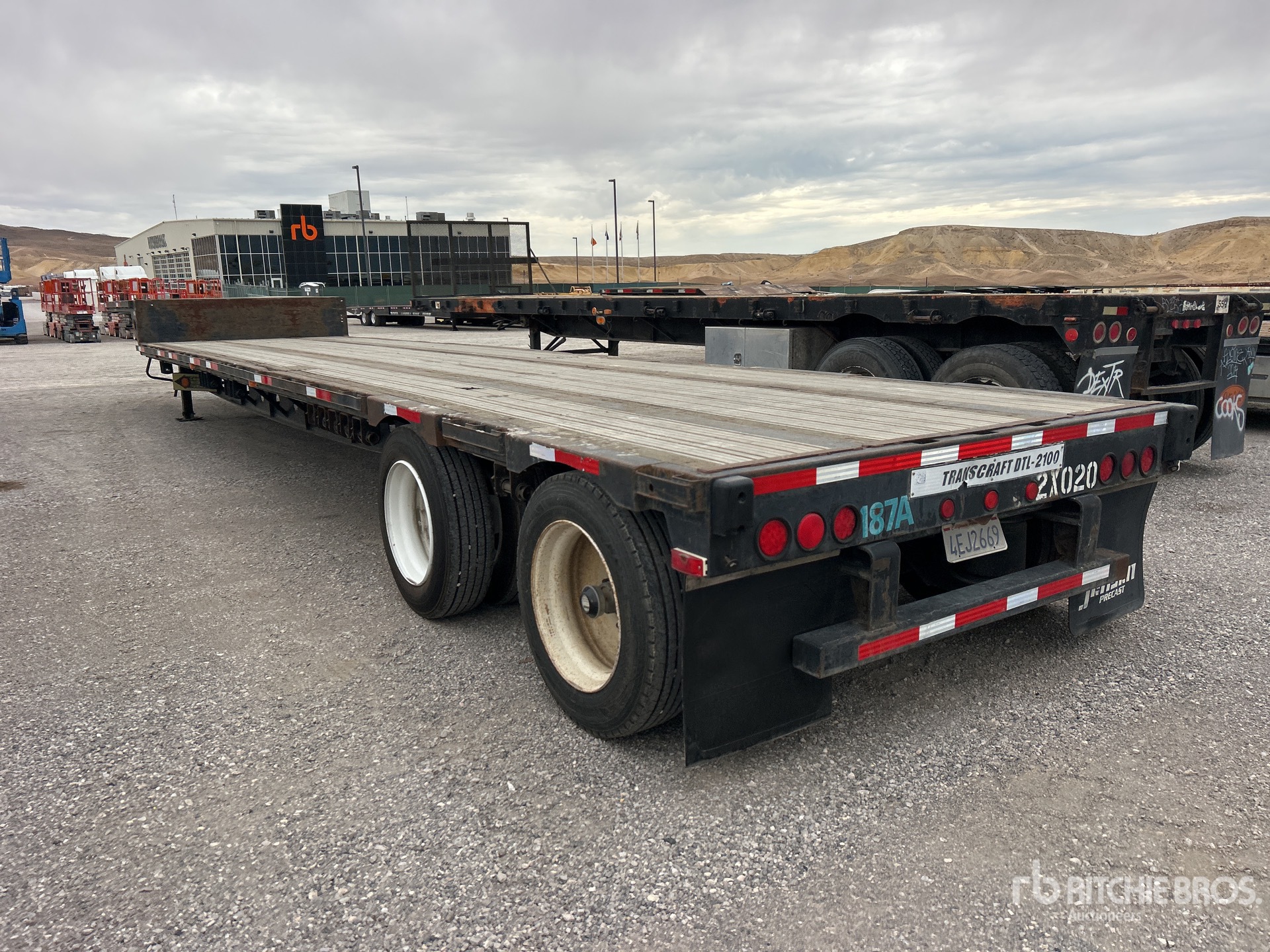 General Appearance with Imagen: esquina trasera izquierda