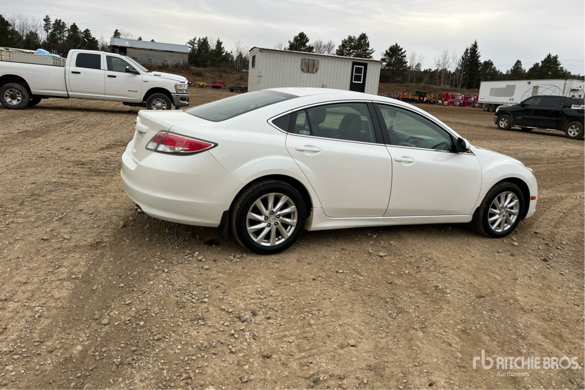 General Appearance with Picture, Right Rear Corner