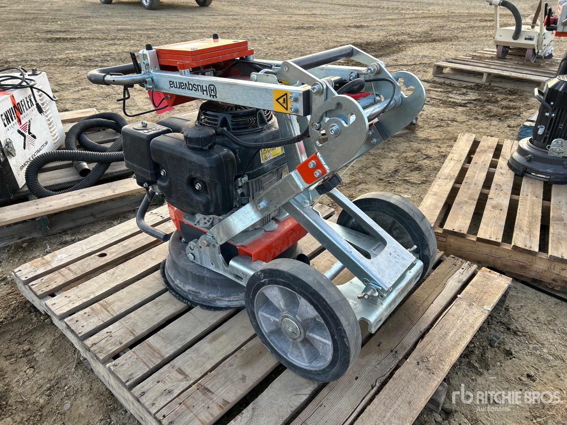 General Appearance with Bild, Ecke hinten links