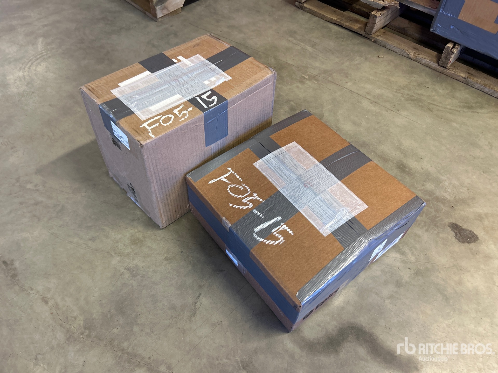 General Appearance with Bild, Ecke vorne links