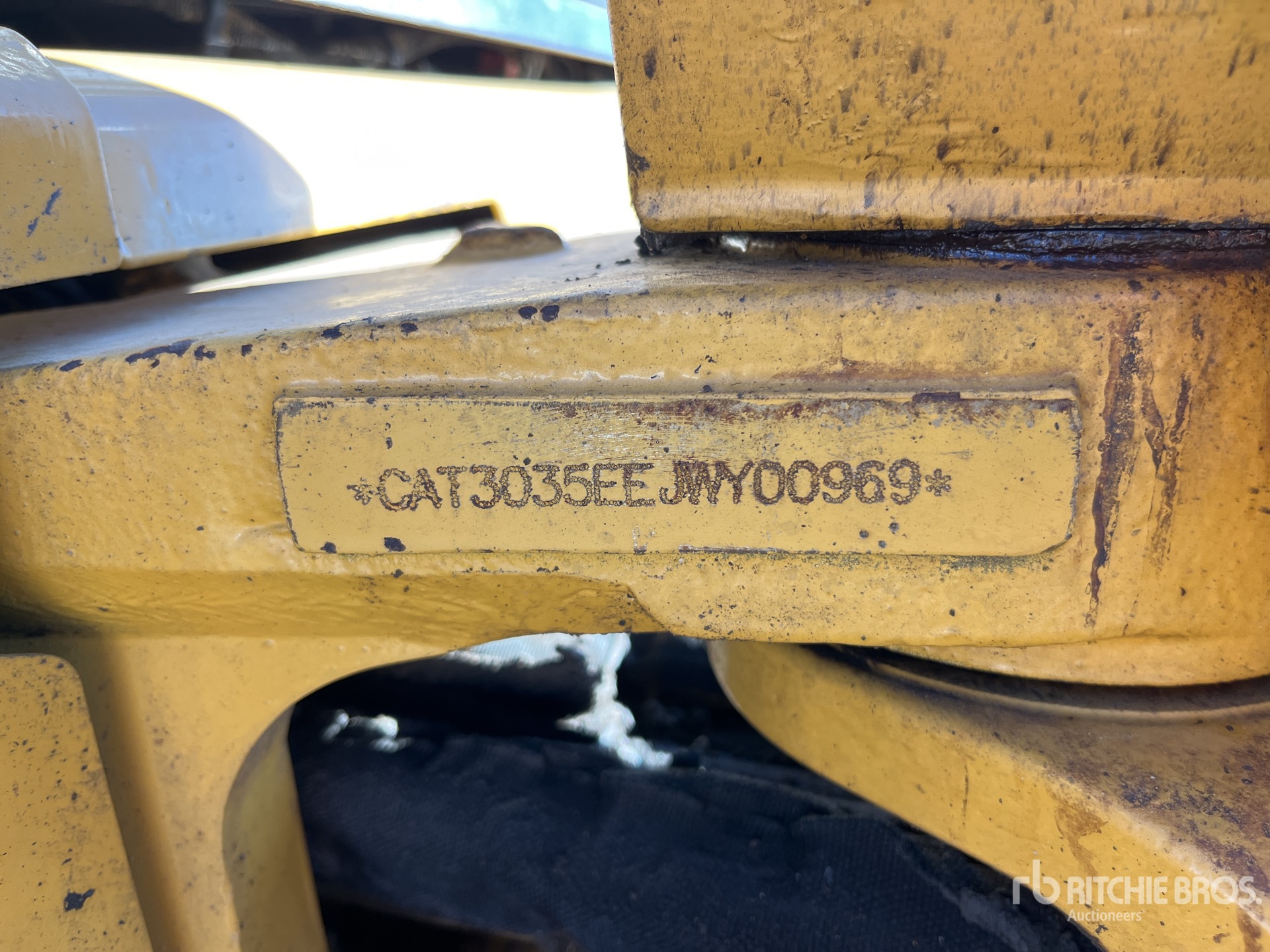 General Appearance with Seriennummer / FIN