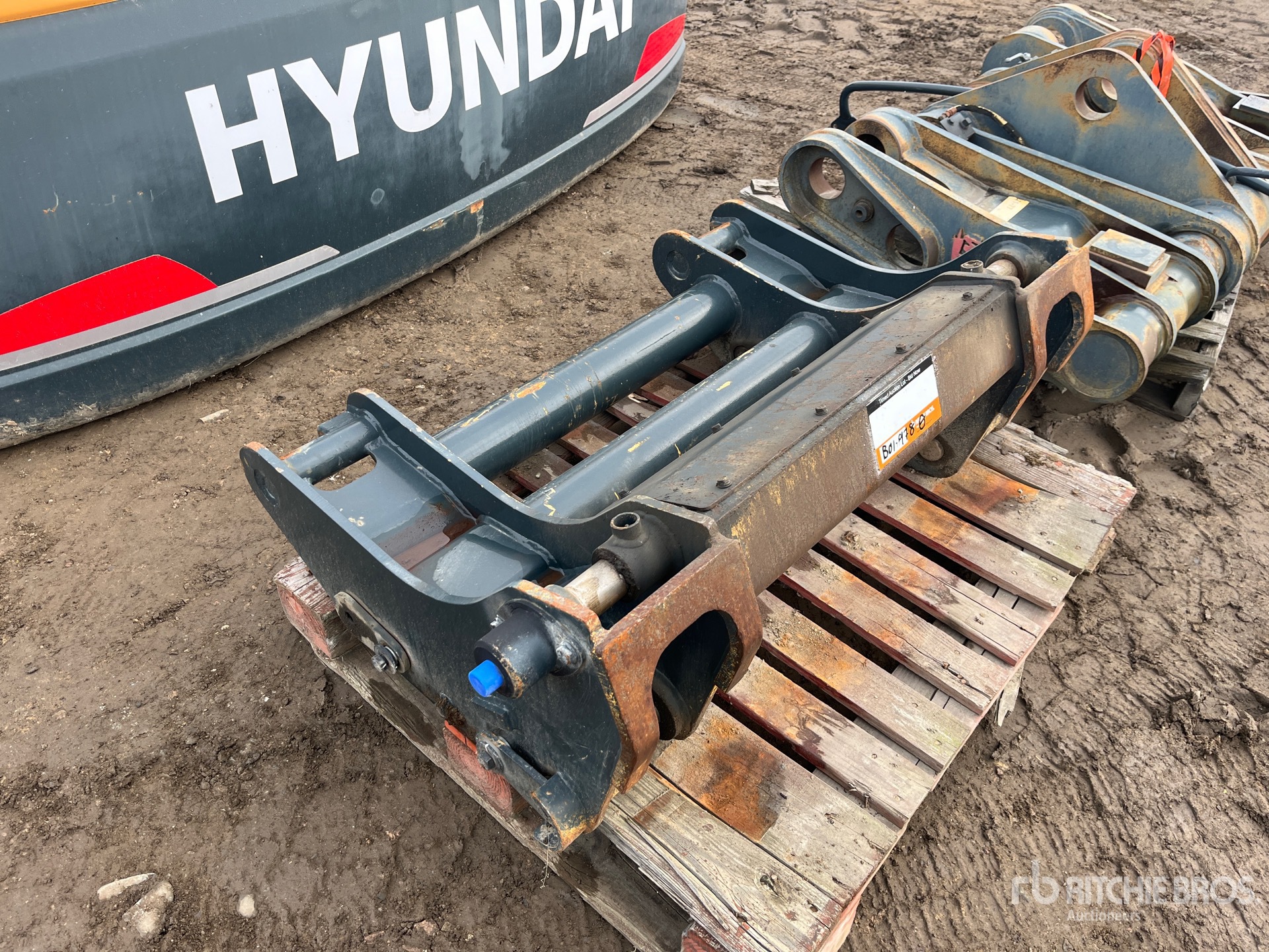 Aspect général with Image, coin avant droit