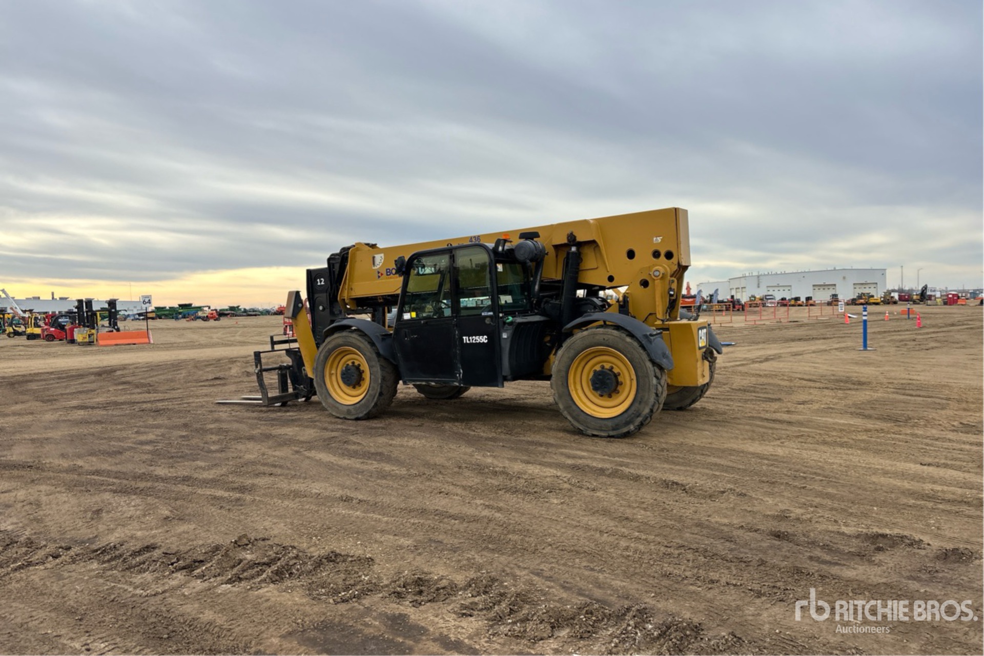 General Appearance with Imagen: esquina trasera izquierda