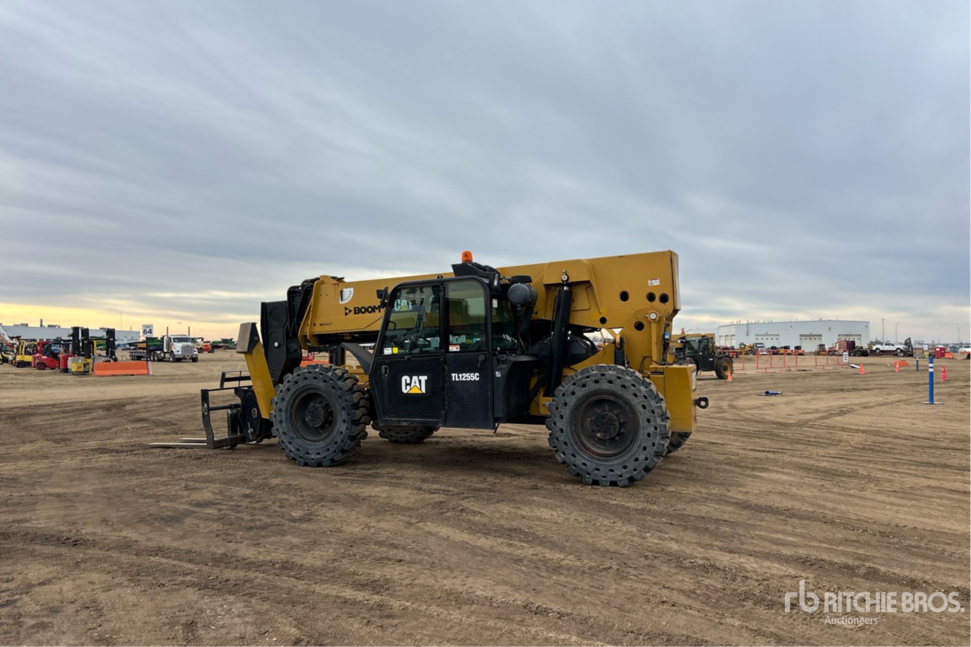 General Appearance with Imagen: esquina trasera izquierda