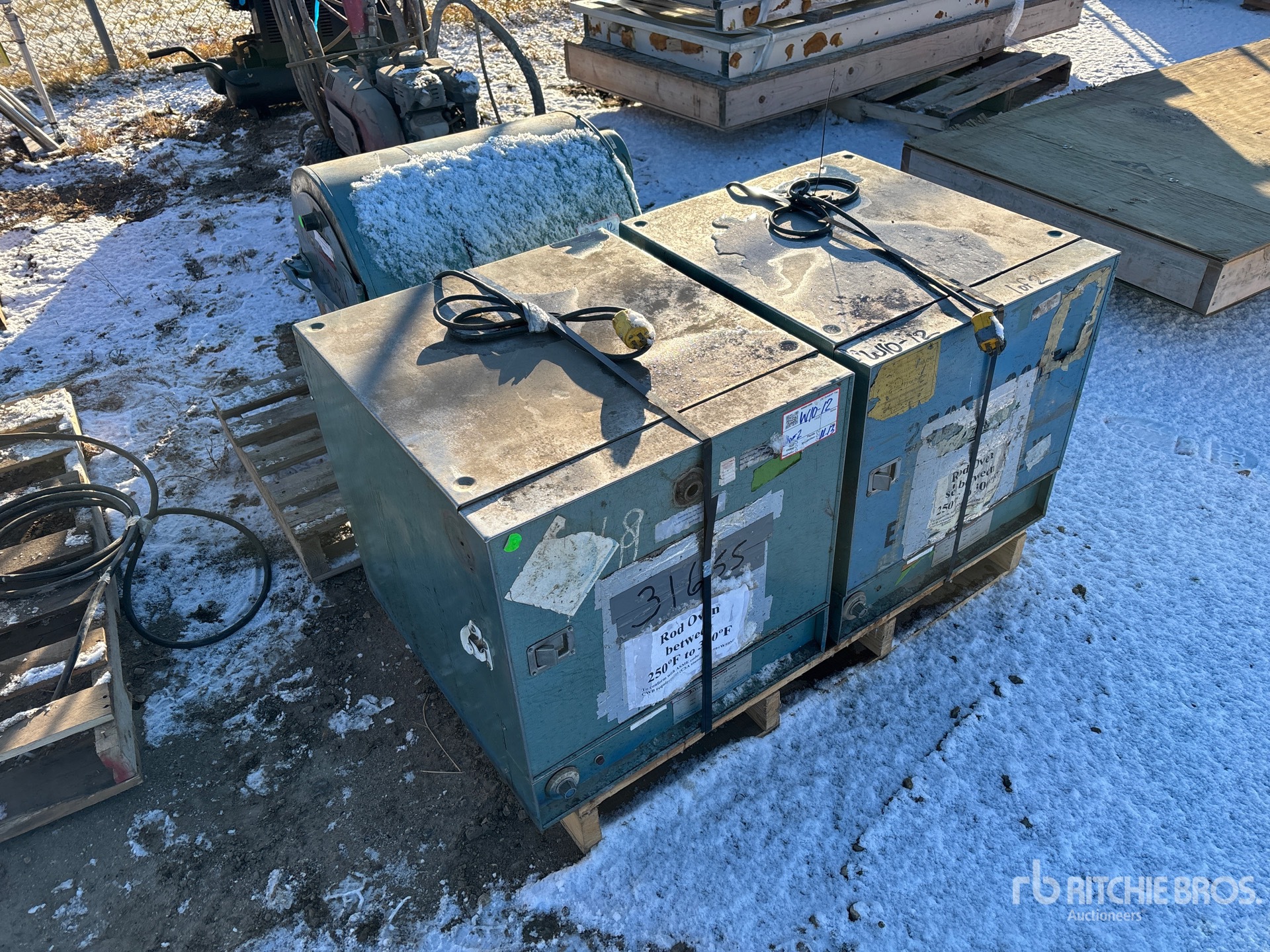 General Appearance with Bild, Ecke vorne rechts