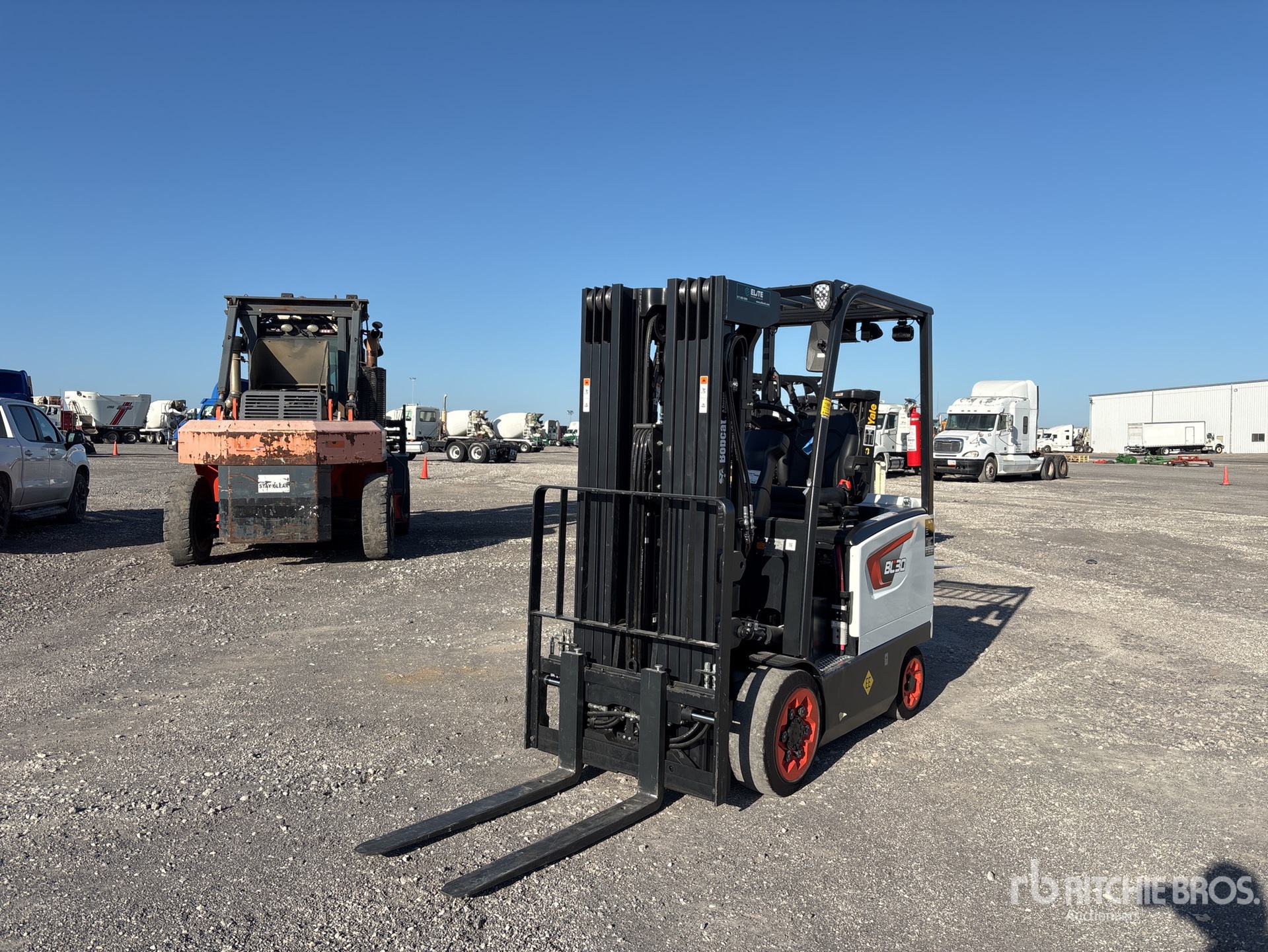 General Appearance with Featured Photo