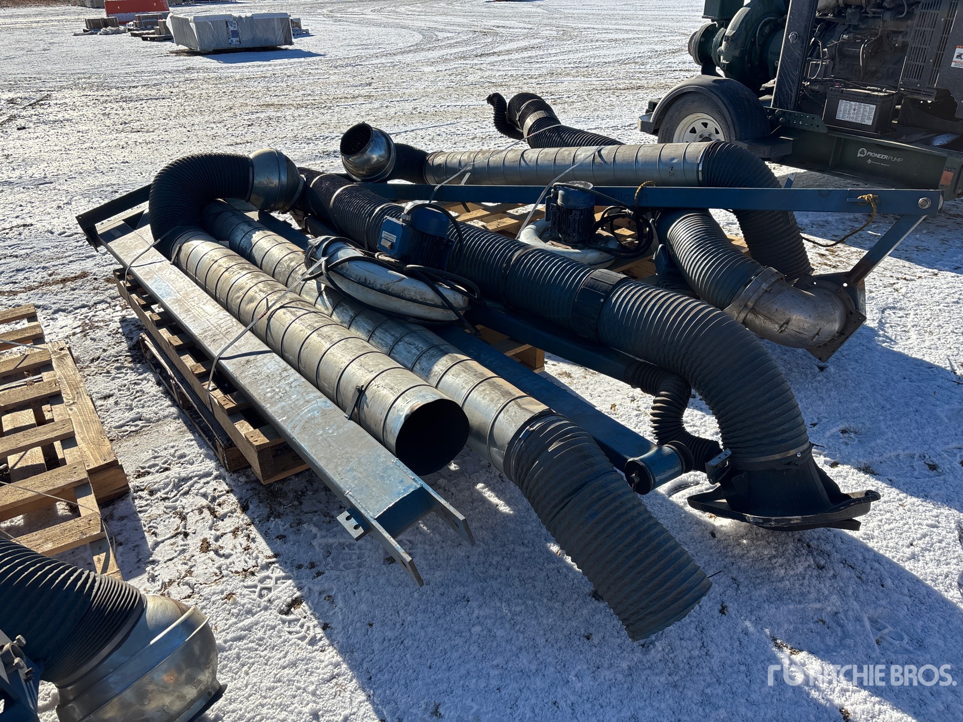 General Appearance with Bild, Ecke hinten rechts