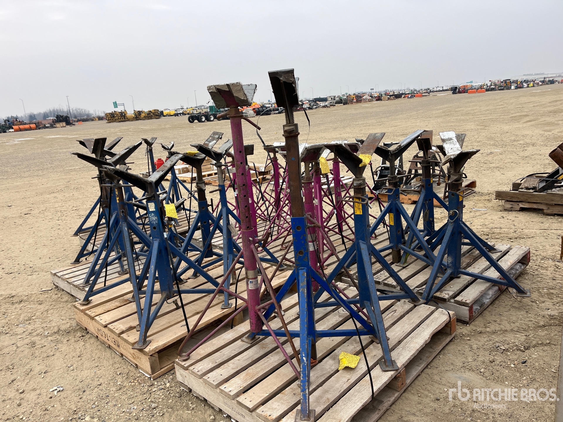 General Appearance with Bild, Ecke hinten links