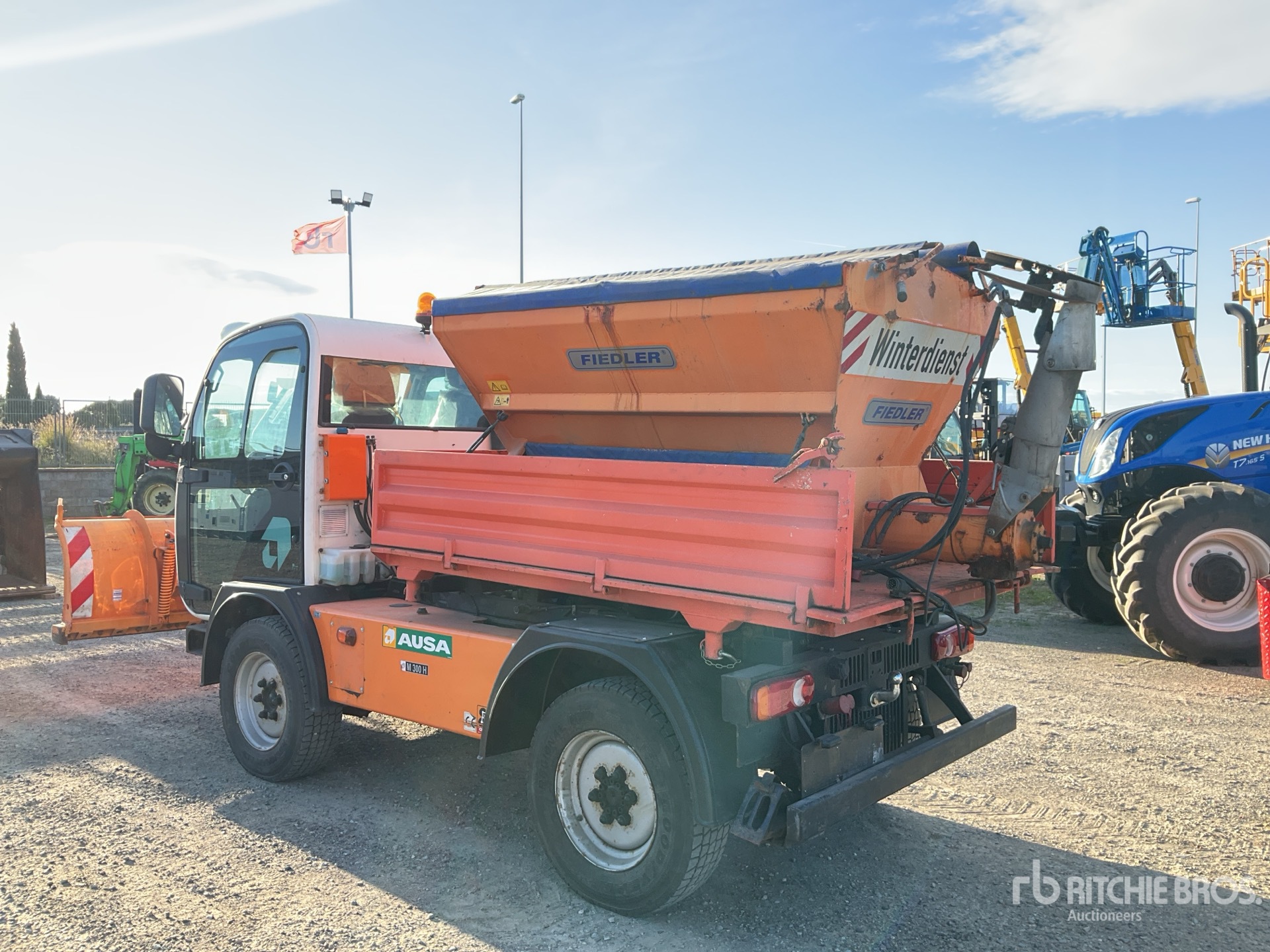 Aspect général with Image, coin arrière gauche