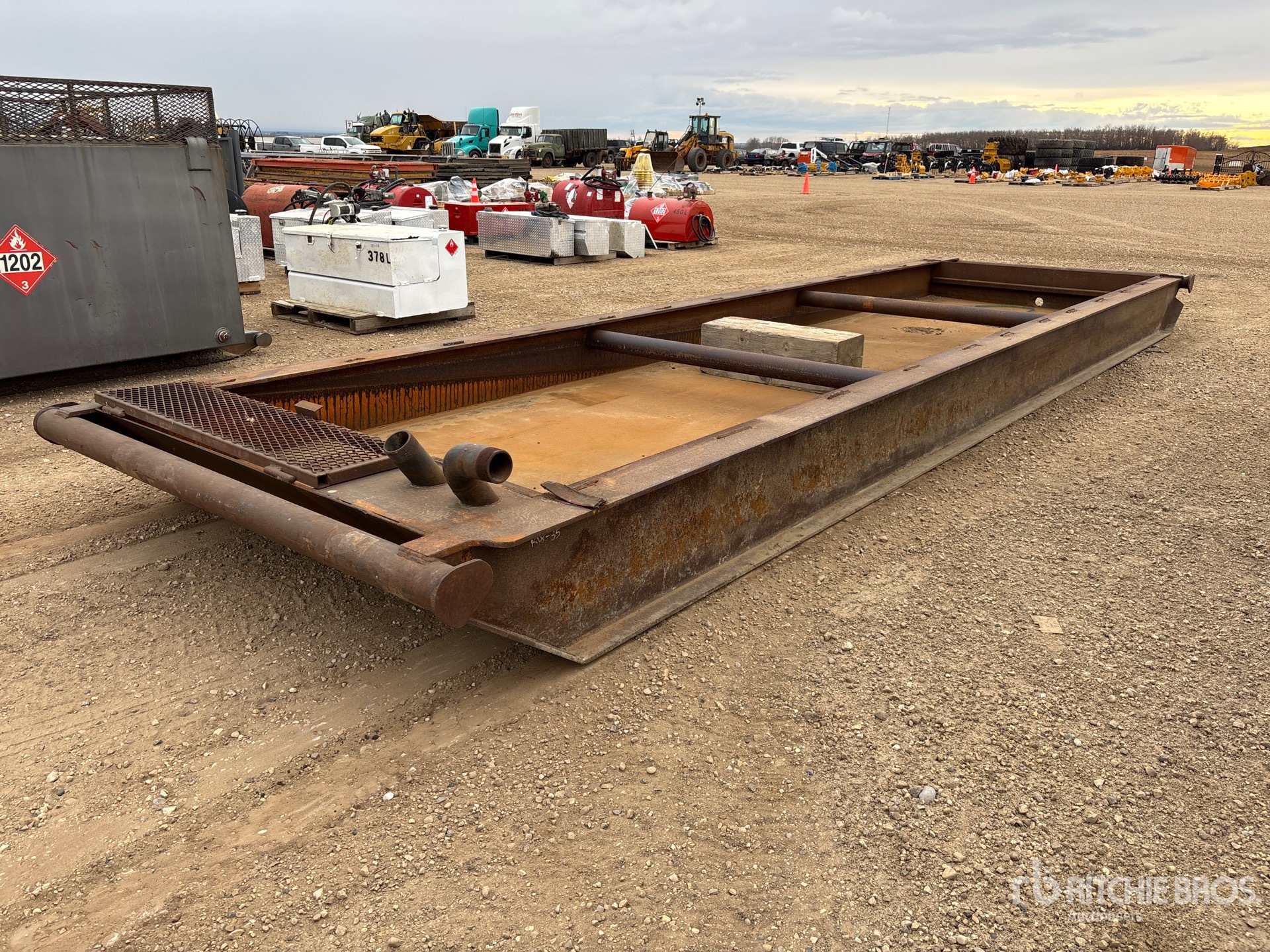 General Appearance with Bild, Ecke hinten rechts