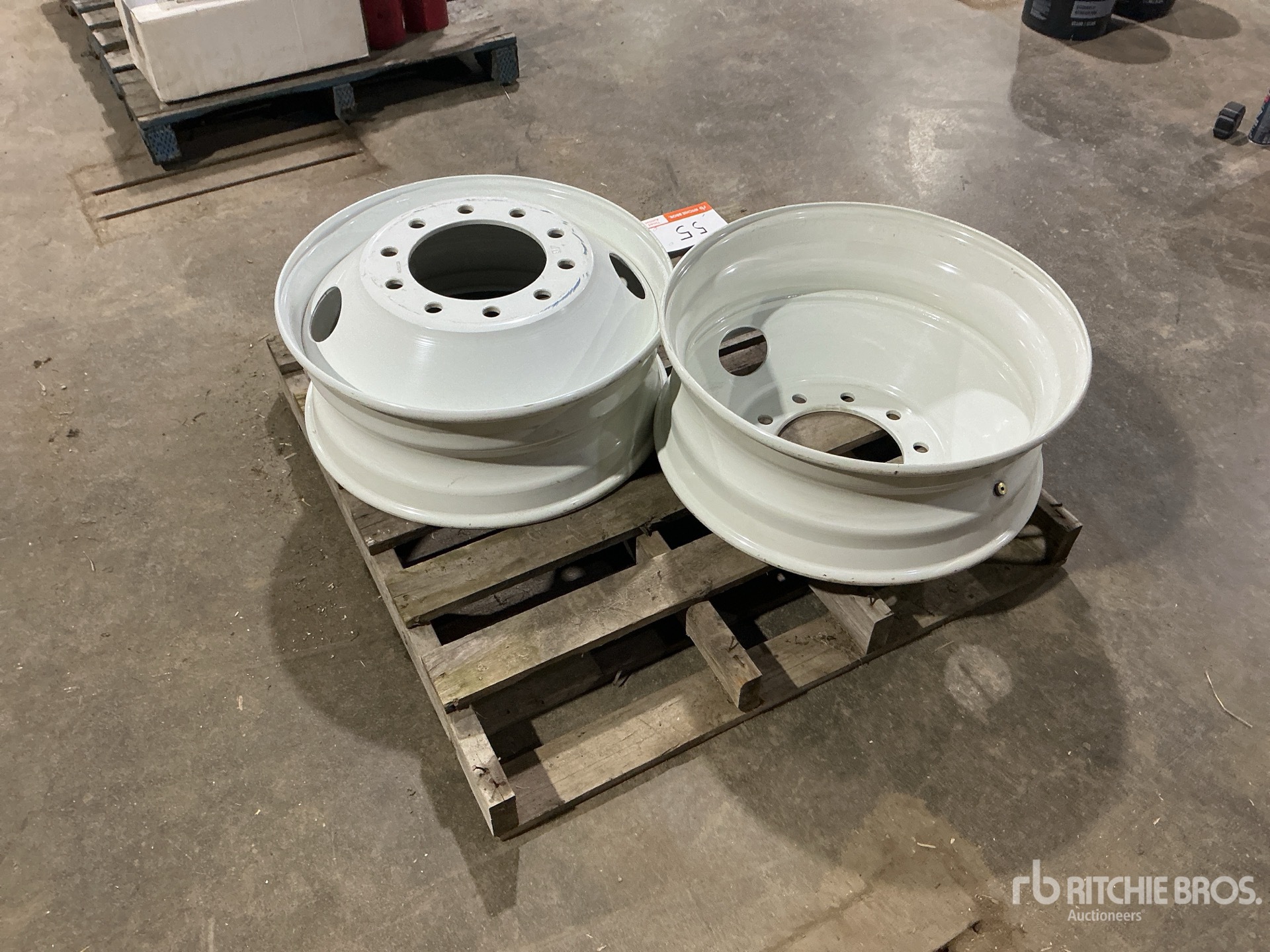 General Appearance with Bild, Ecke hinten links