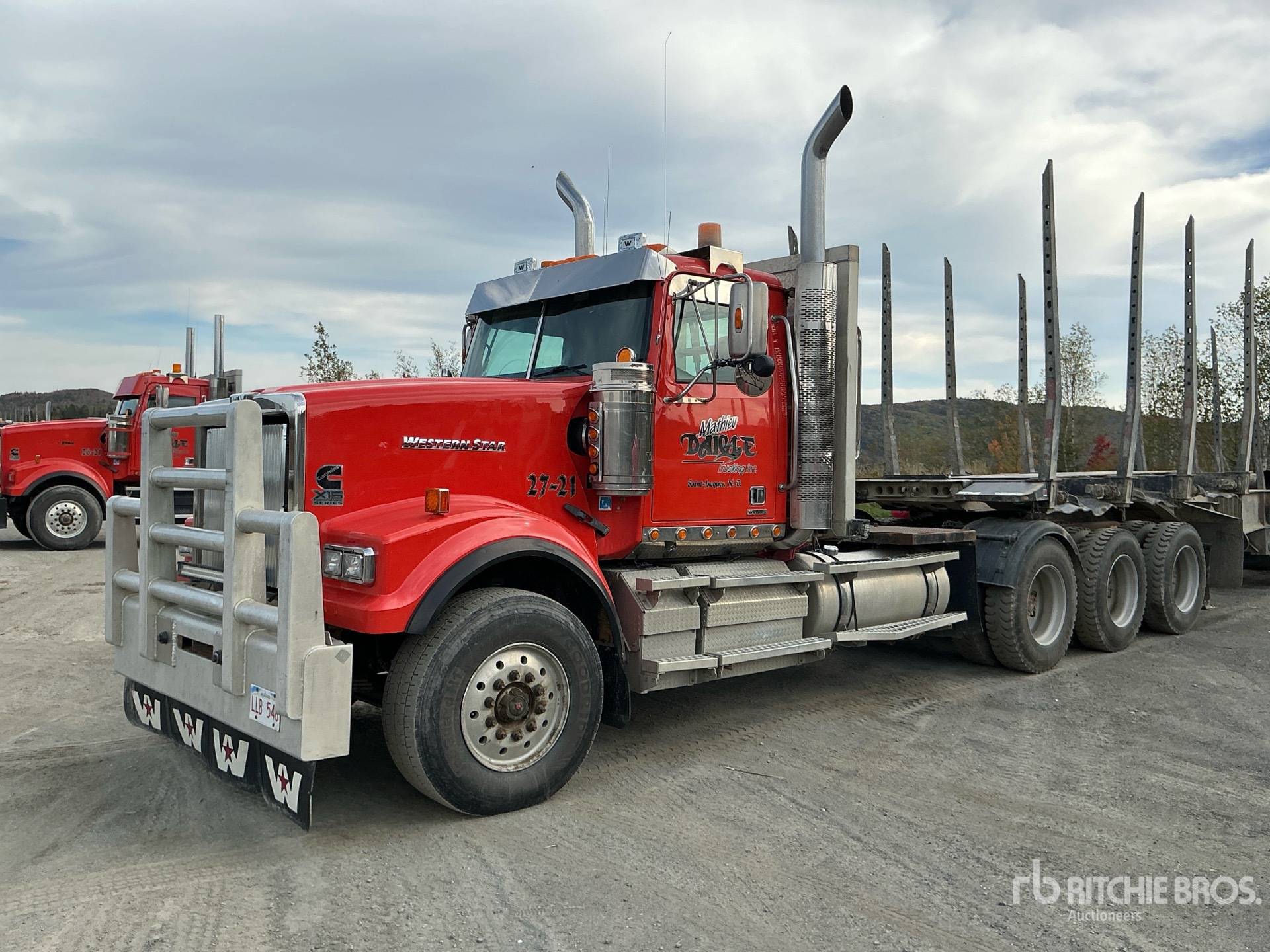 General Appearance with Featured Photo