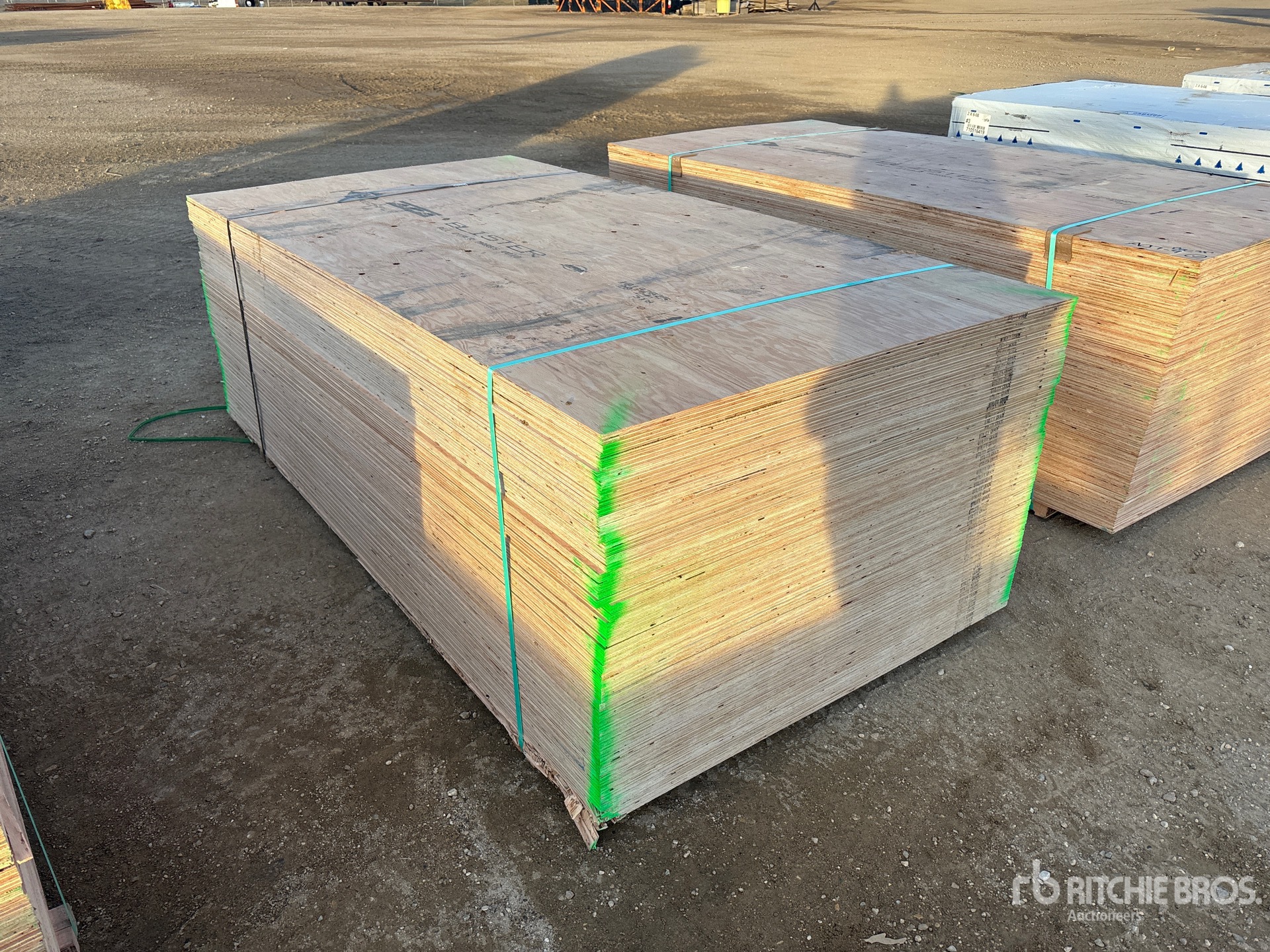 Aspect général with Image, coin avant gauche