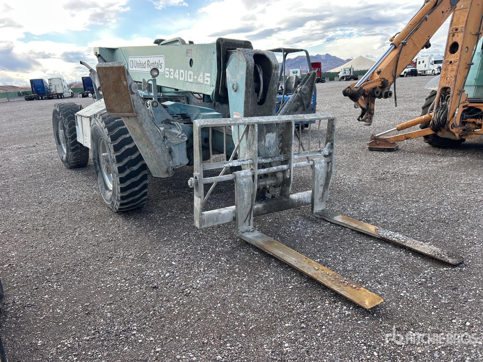 Aspect général with Image, coin avant droit