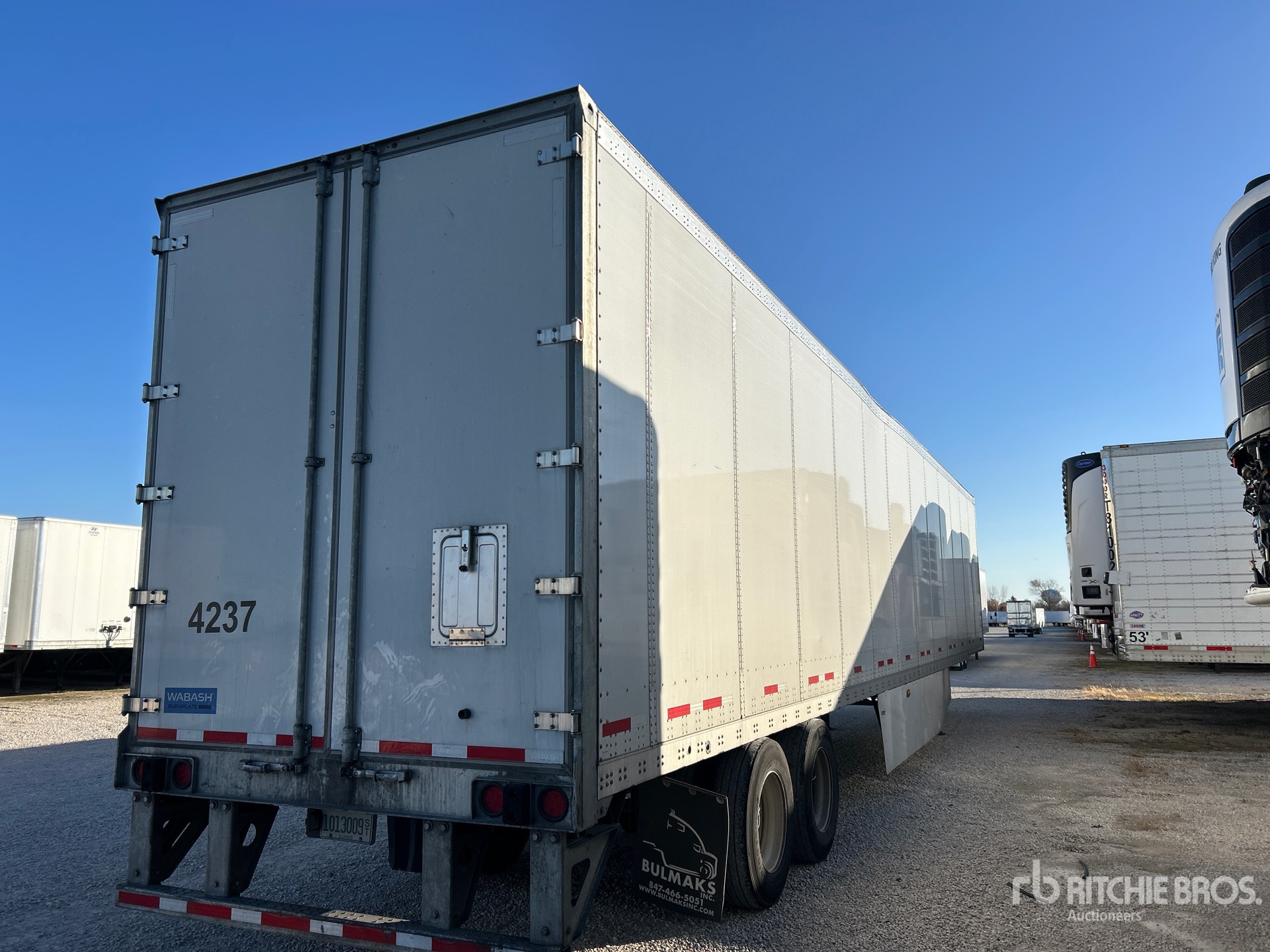 Aspect général with Image, coin arrière droit