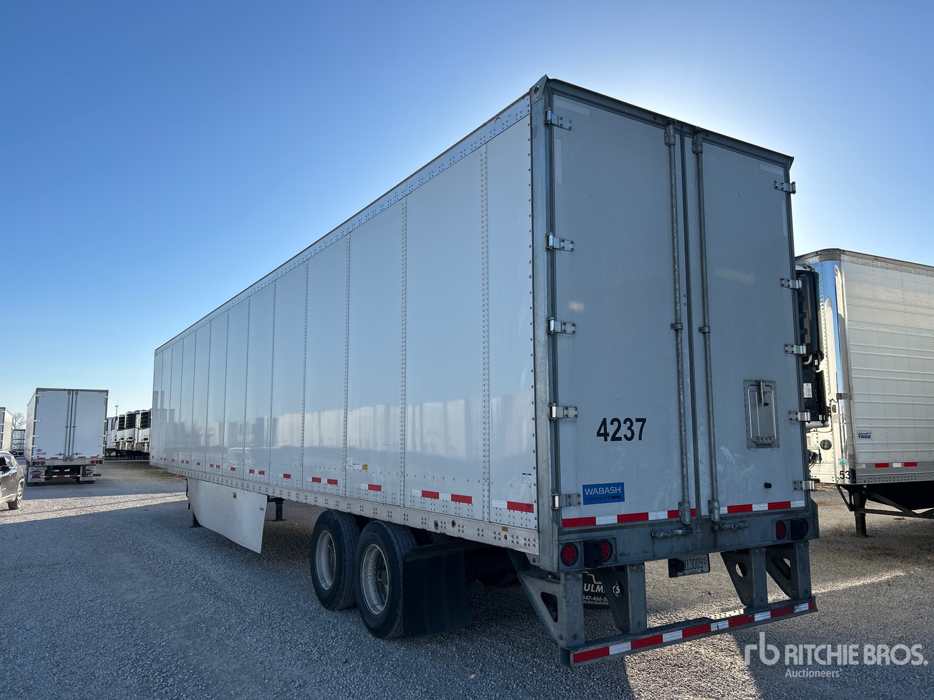 Aspect général with Image, coin arrière gauche