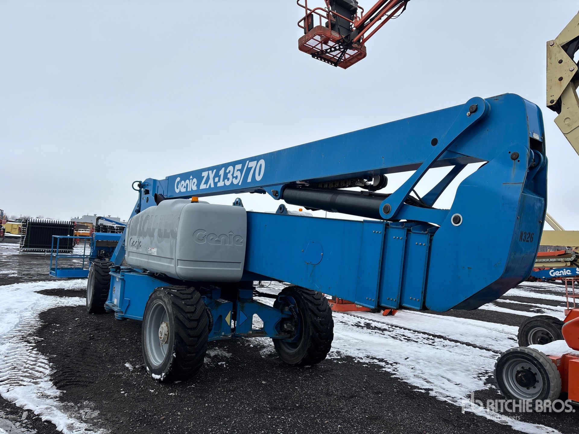 General Appearance with Imagen: esquina trasera izquierda